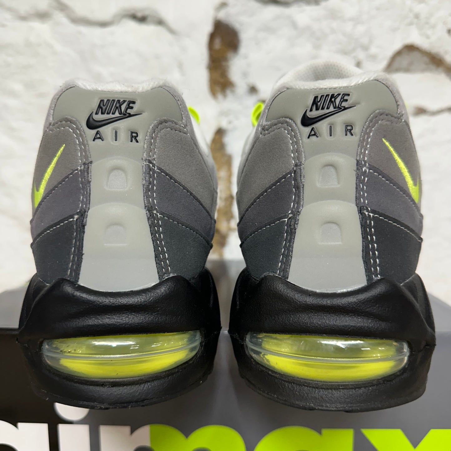 Nike Air Max 95 OG Big Bubble Neon (2025/2026) Sz 11.5