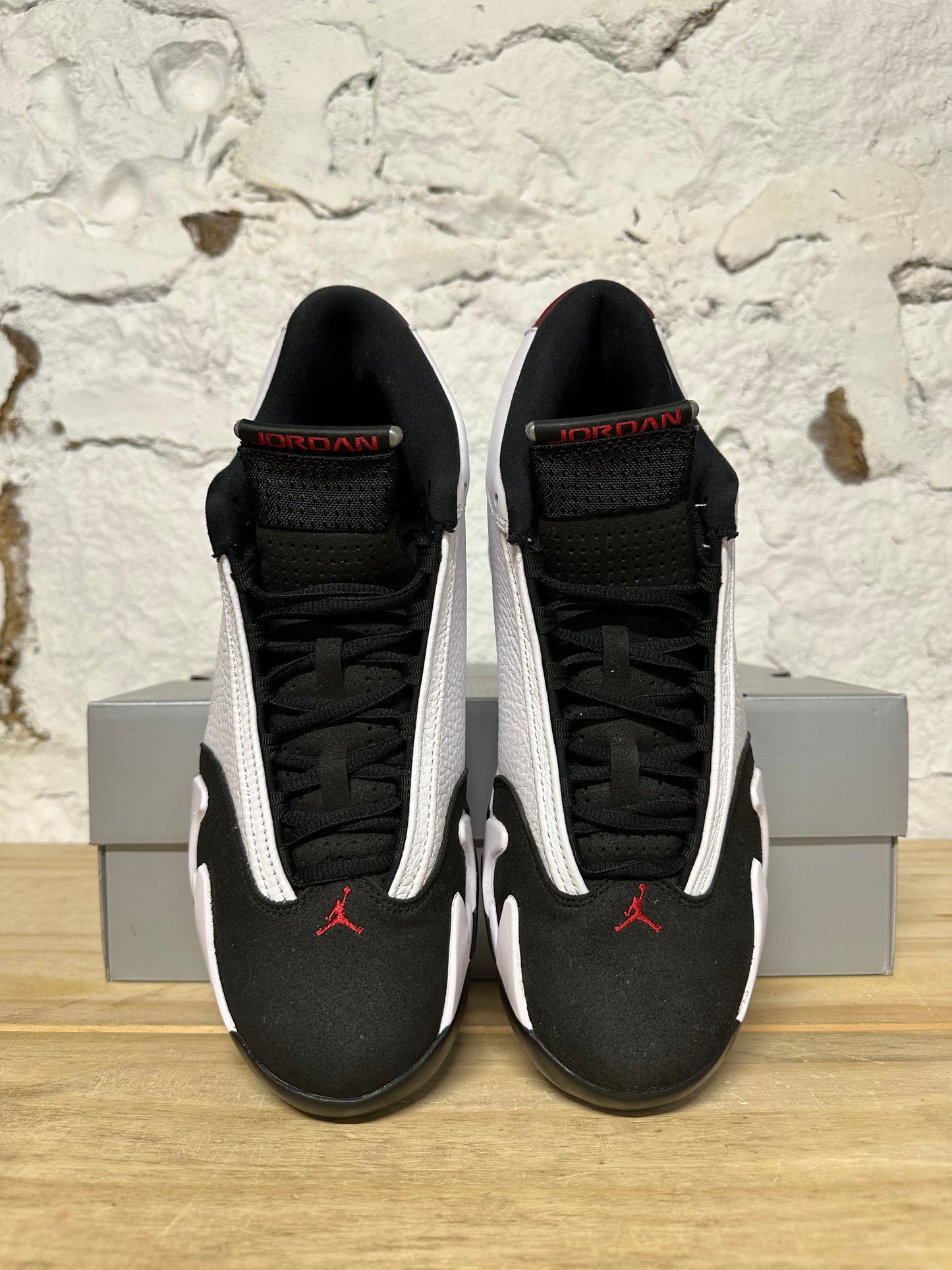 Air Jordan 14 Black Toe Sz 9.5