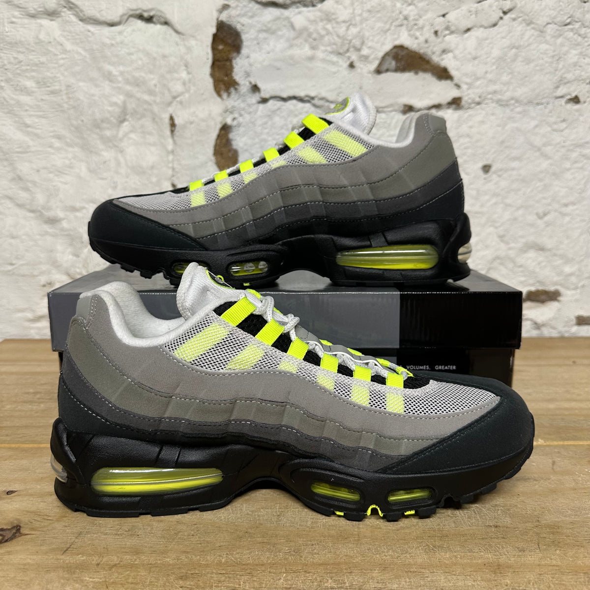 Nike Air Max 95 OG Big Bubble Neon Sz 10.5