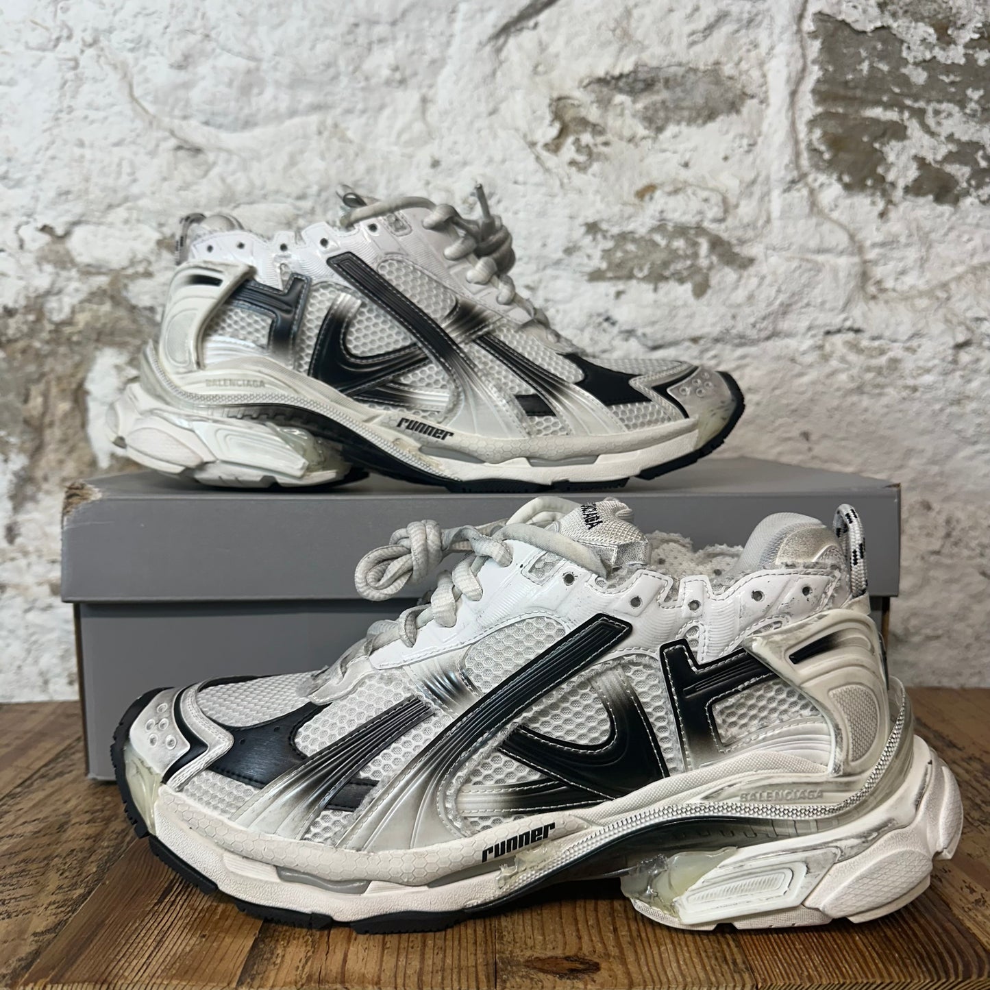 Balenciaga Runner Black Gradient White Sneaker Sz 12 (45)