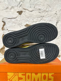 Nike Air Force 1 Somos Familia Sz 9 DS
