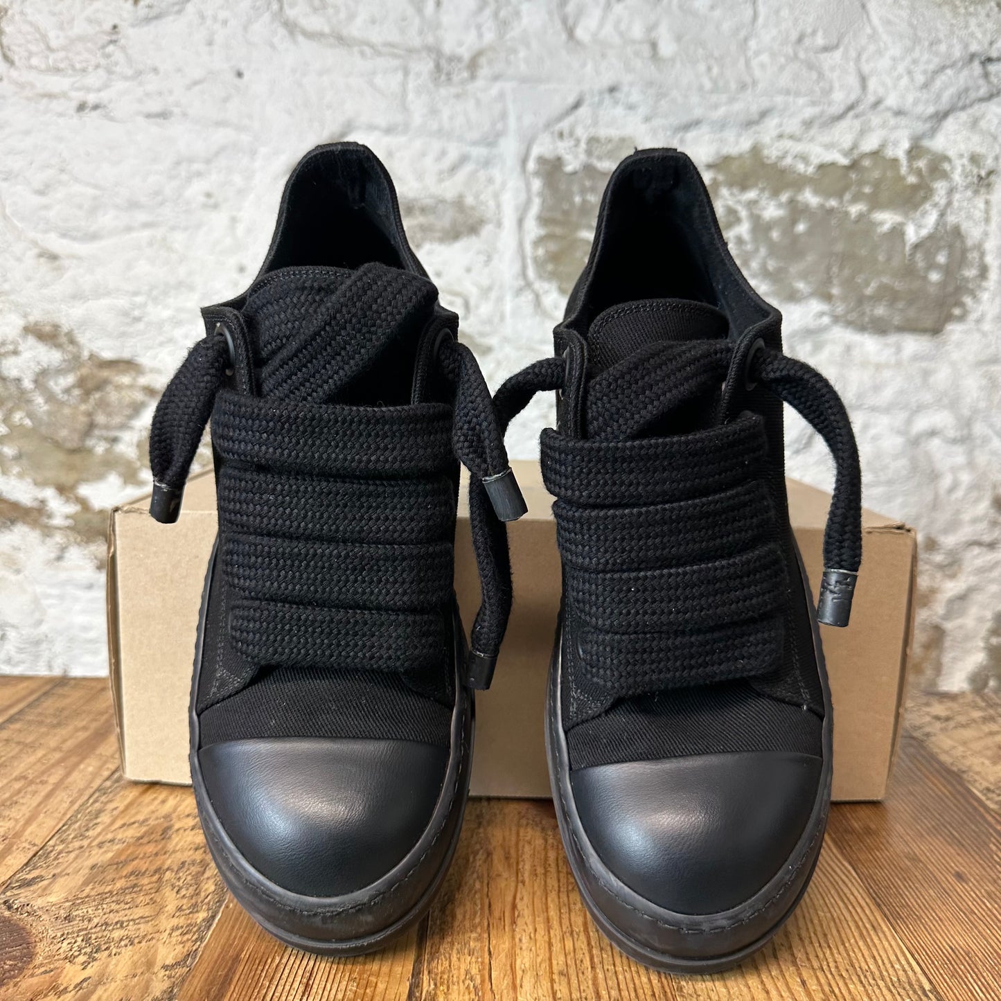 Rick Owens Jumbo Lace Black Canvas Sneaker Sz 8 (41)