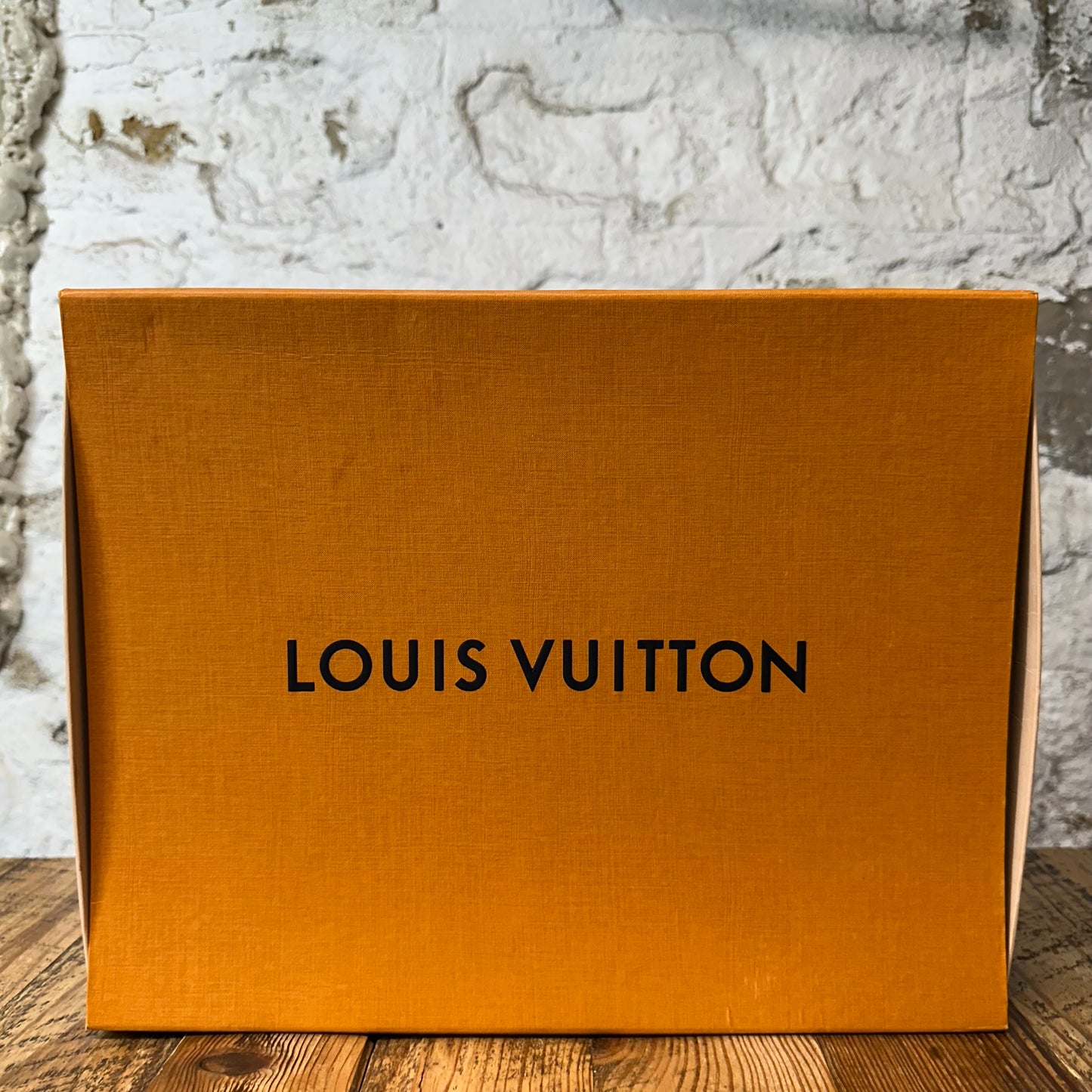 Louis Vuitton Black White Trainer Sneaker Sz 11 (9.5LV)