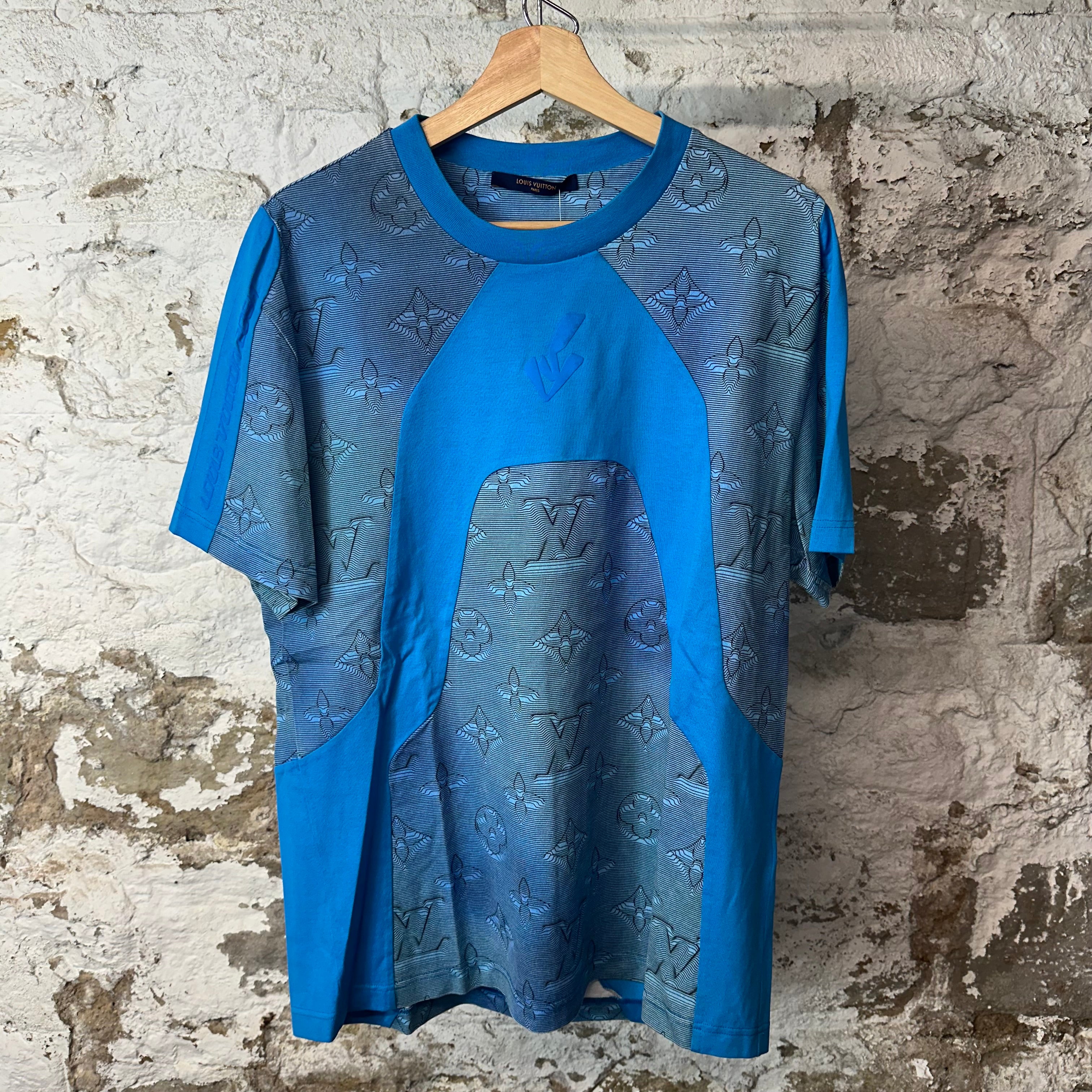 Louis Vuitton 2054 Monogram Blue T-Shirt Sz M