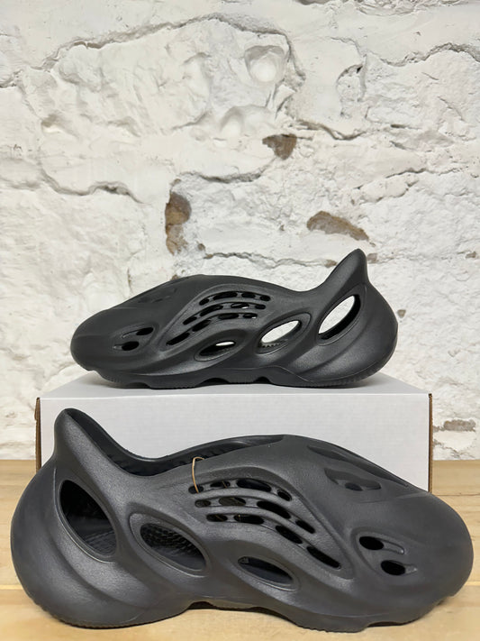 Yeezy Foam Runner Onyx Sz 13 DS