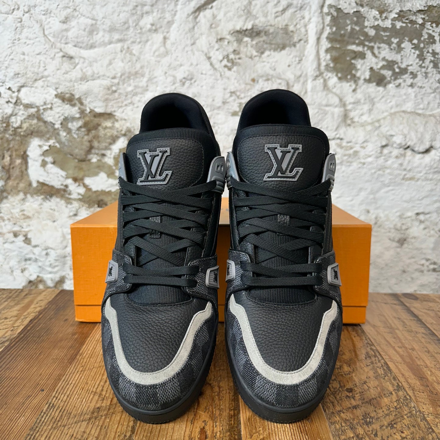 Louis Vuitton Black Damier Black Trainer Sz 12.5 (11LV)