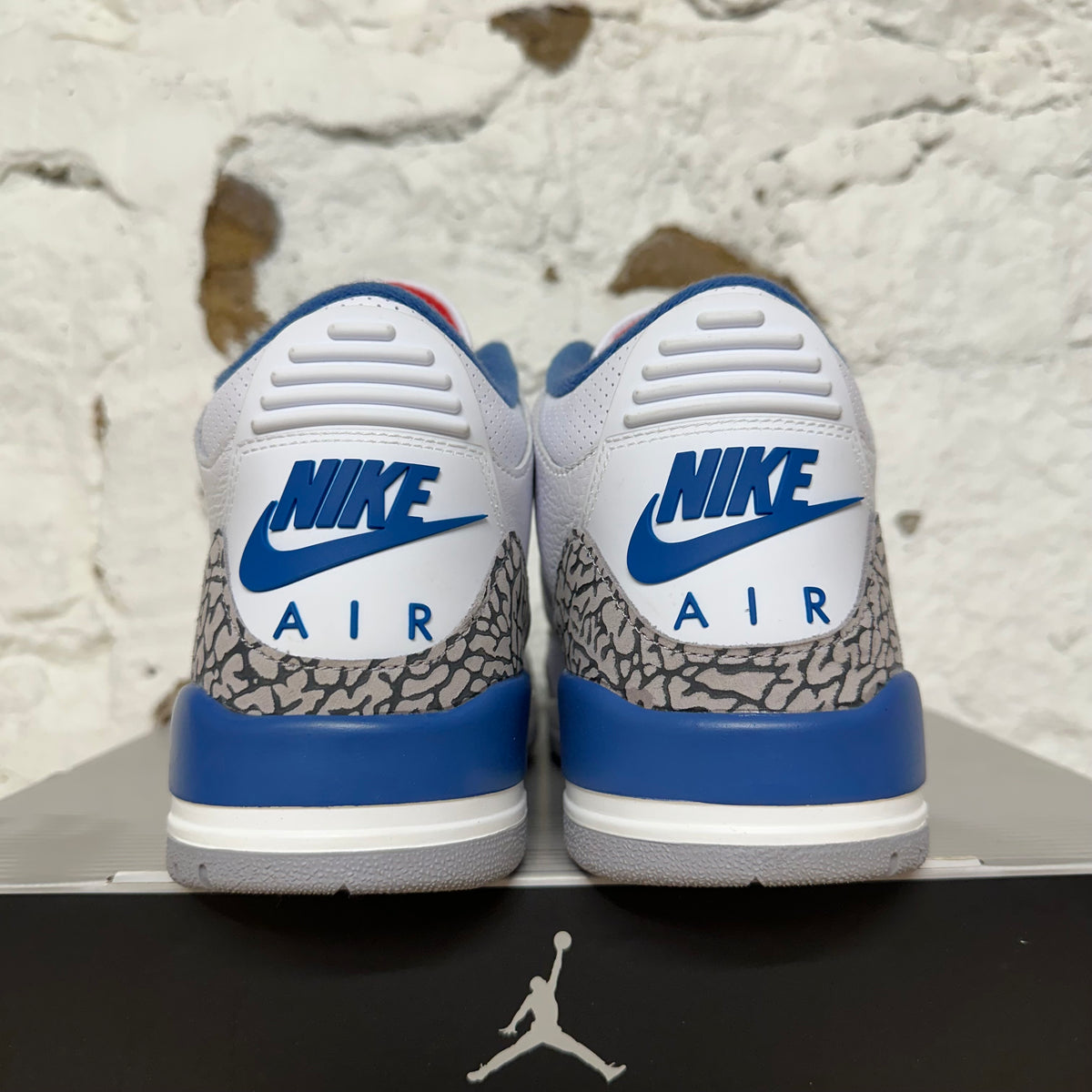 Air Jordan 3 True Blue (2026) Sz 9