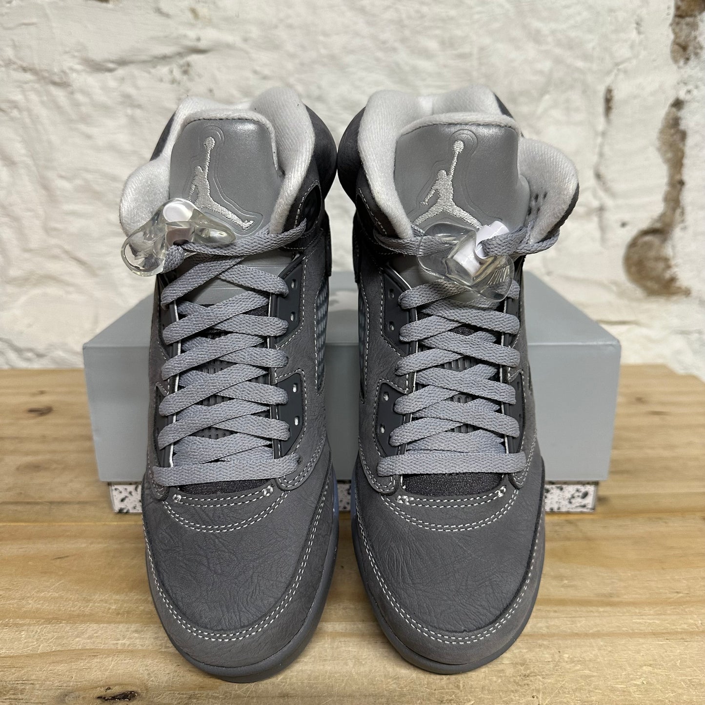 Air Jordan 5 Wolf Grey Sz 6.5Y DS