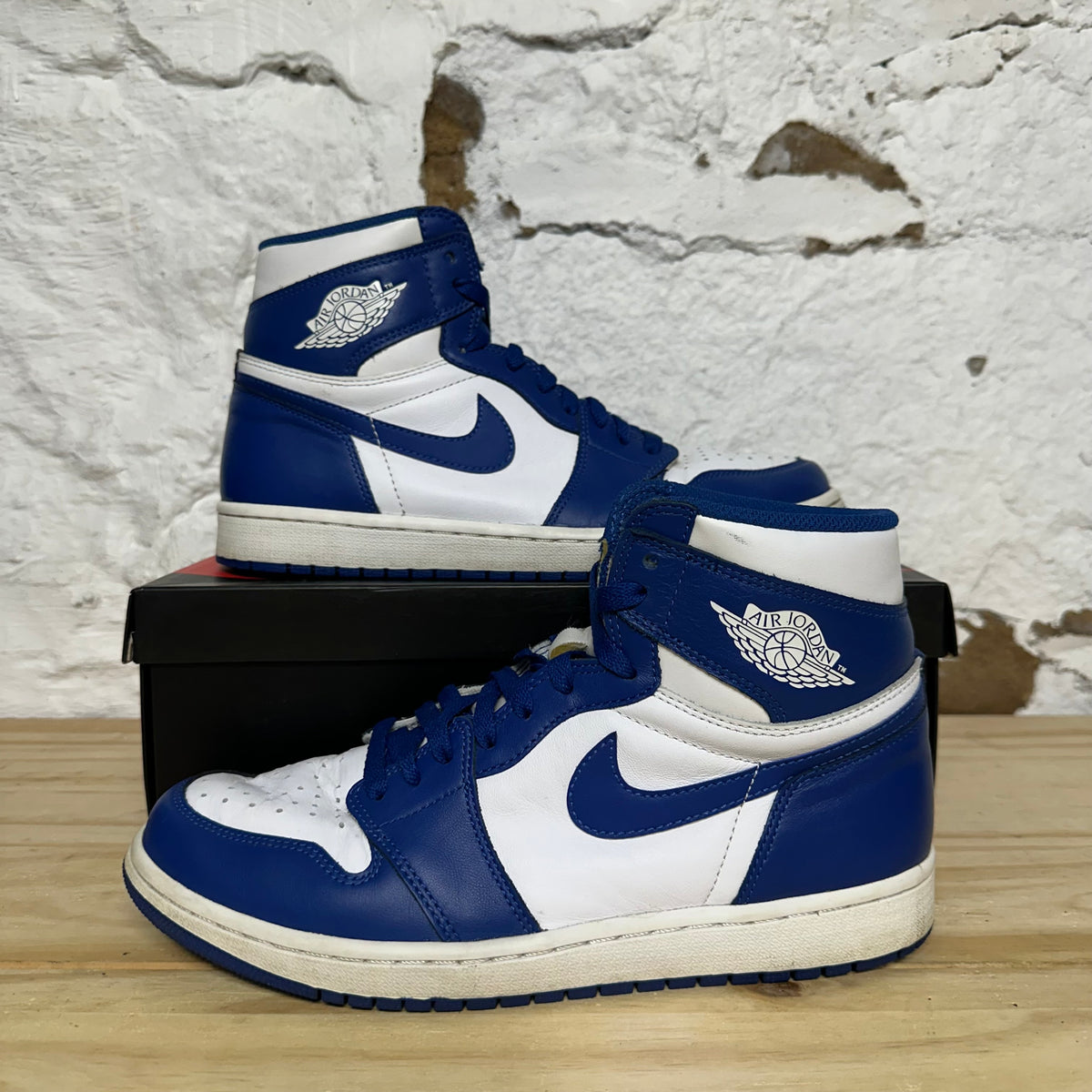 Air Jordan 1 High Storm Blue Sz 9.5