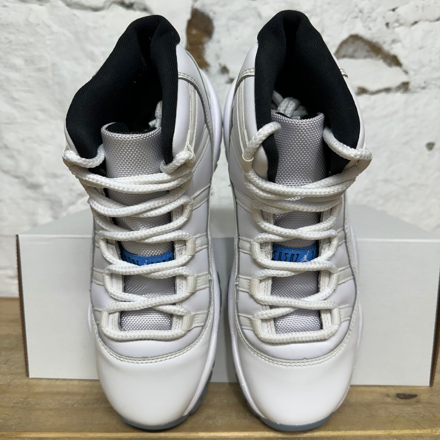 Air Jordan 11 High Legend Blue (2024) Sz 7Y
