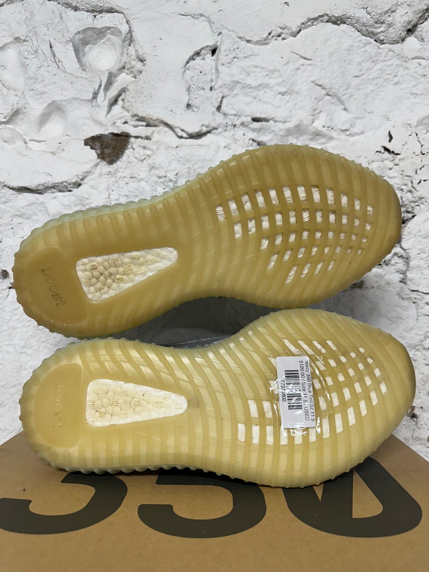 Yeezy 350 V2 Blue Tint Sz 11.5