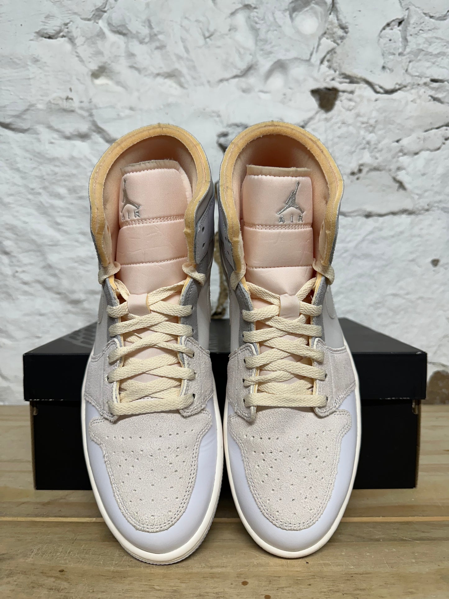 Air Jordan 1 Mid Craft Inside Out White Grey Sz 11