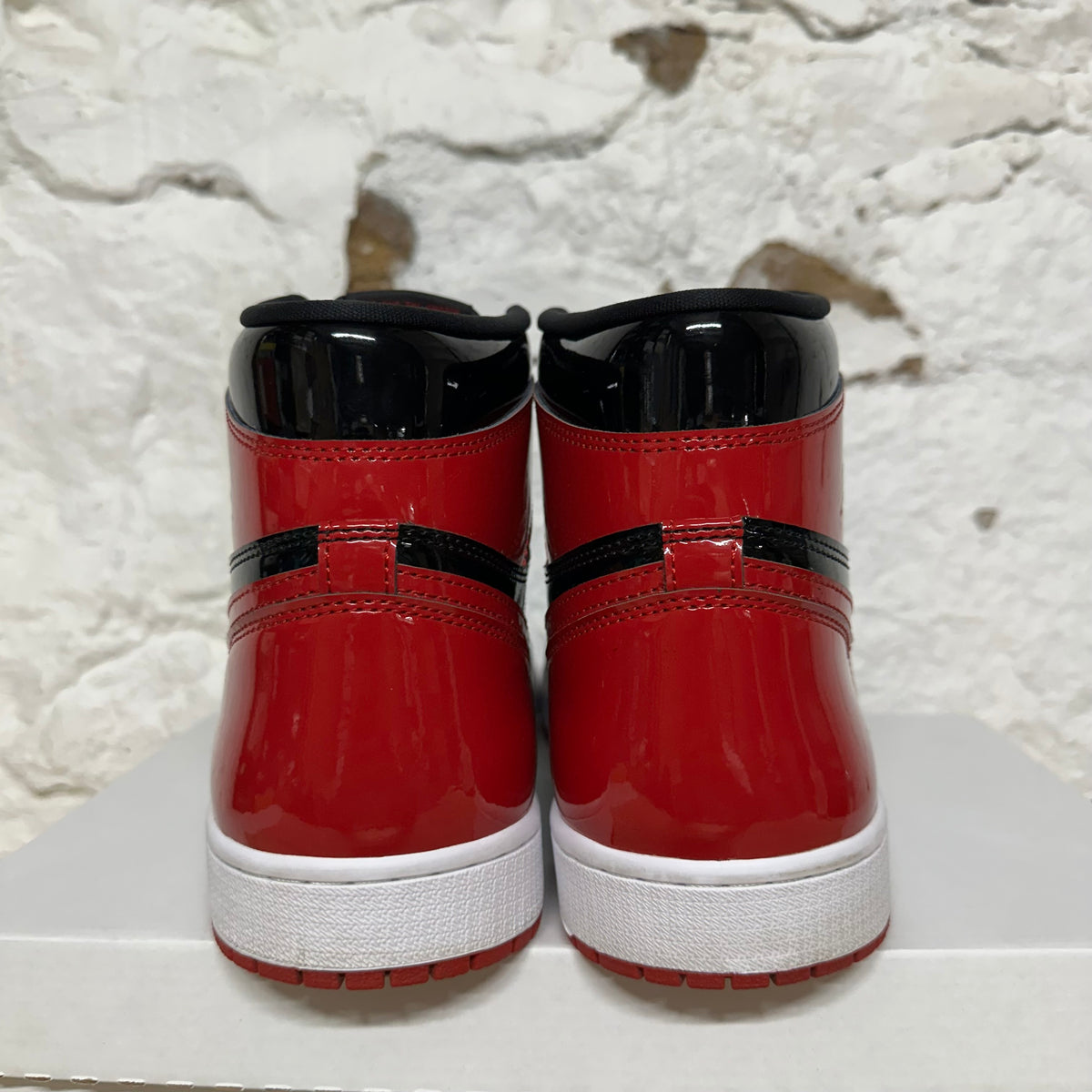 Air Jordan 1 High Patent Bred Sz 13