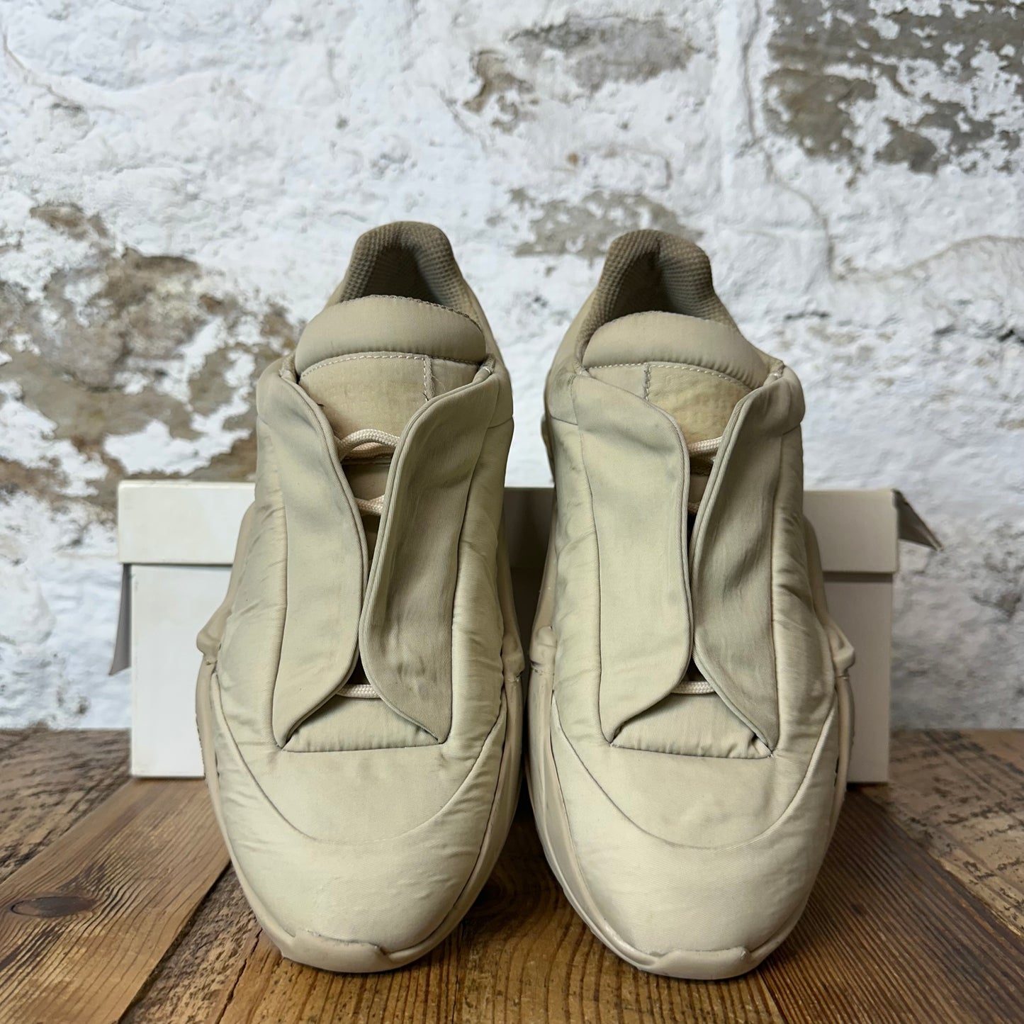 Maison Margiela Beige Future Runner Sneaker Sz 8 (41)