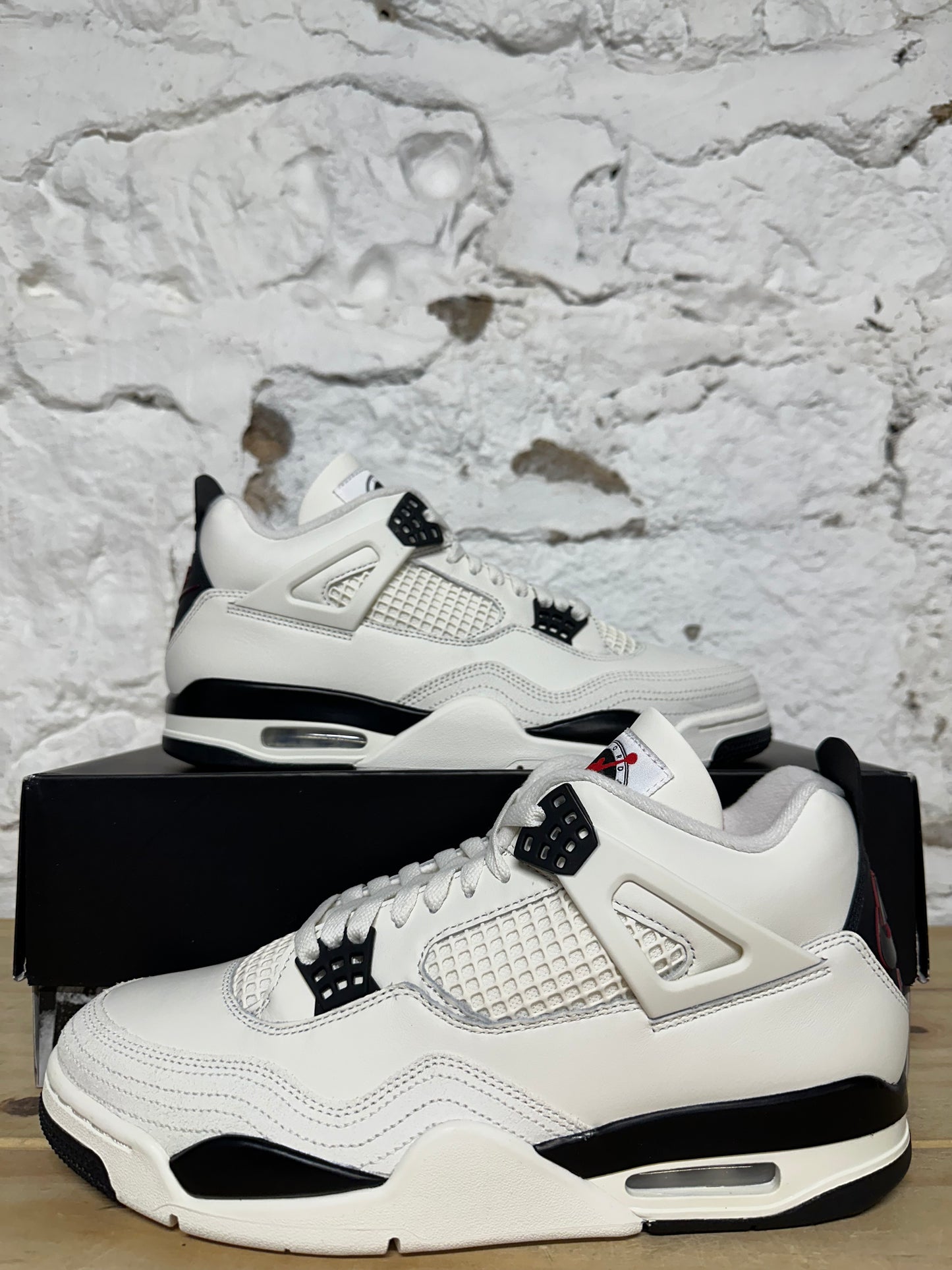 Air Jordan 4 Flight Club Sz 11.5 DS