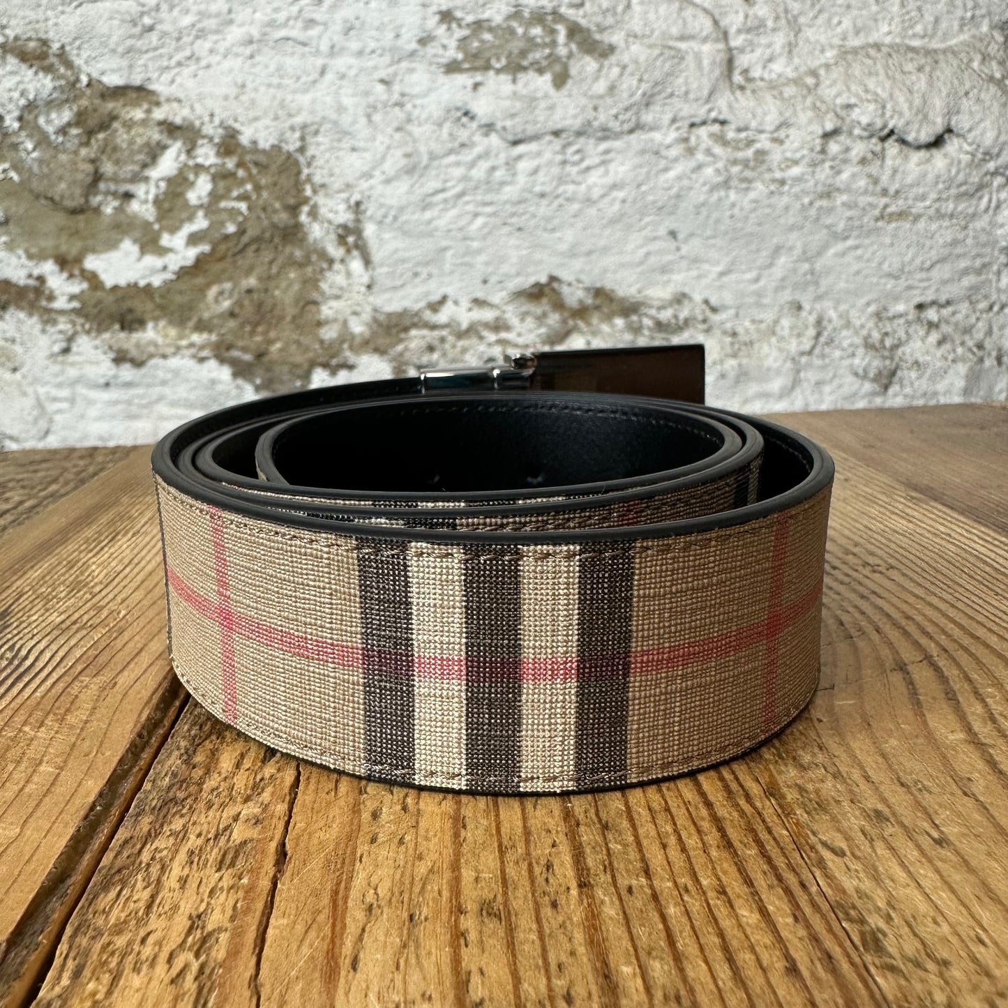 Burberry Tan Plaid Black Reversible Belt Sz (100/40)