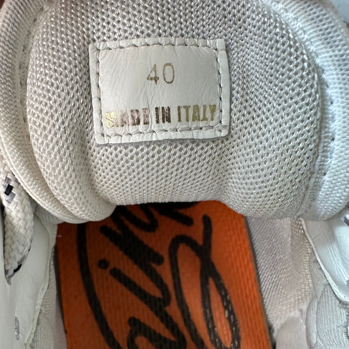 Versace Chain Reaction Cream White Sneaker Sz 7 (40)