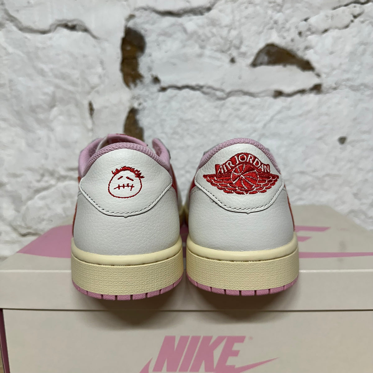 Air Jordan 1 Low Travis Scott Sail Tropical Pink Sz 11
