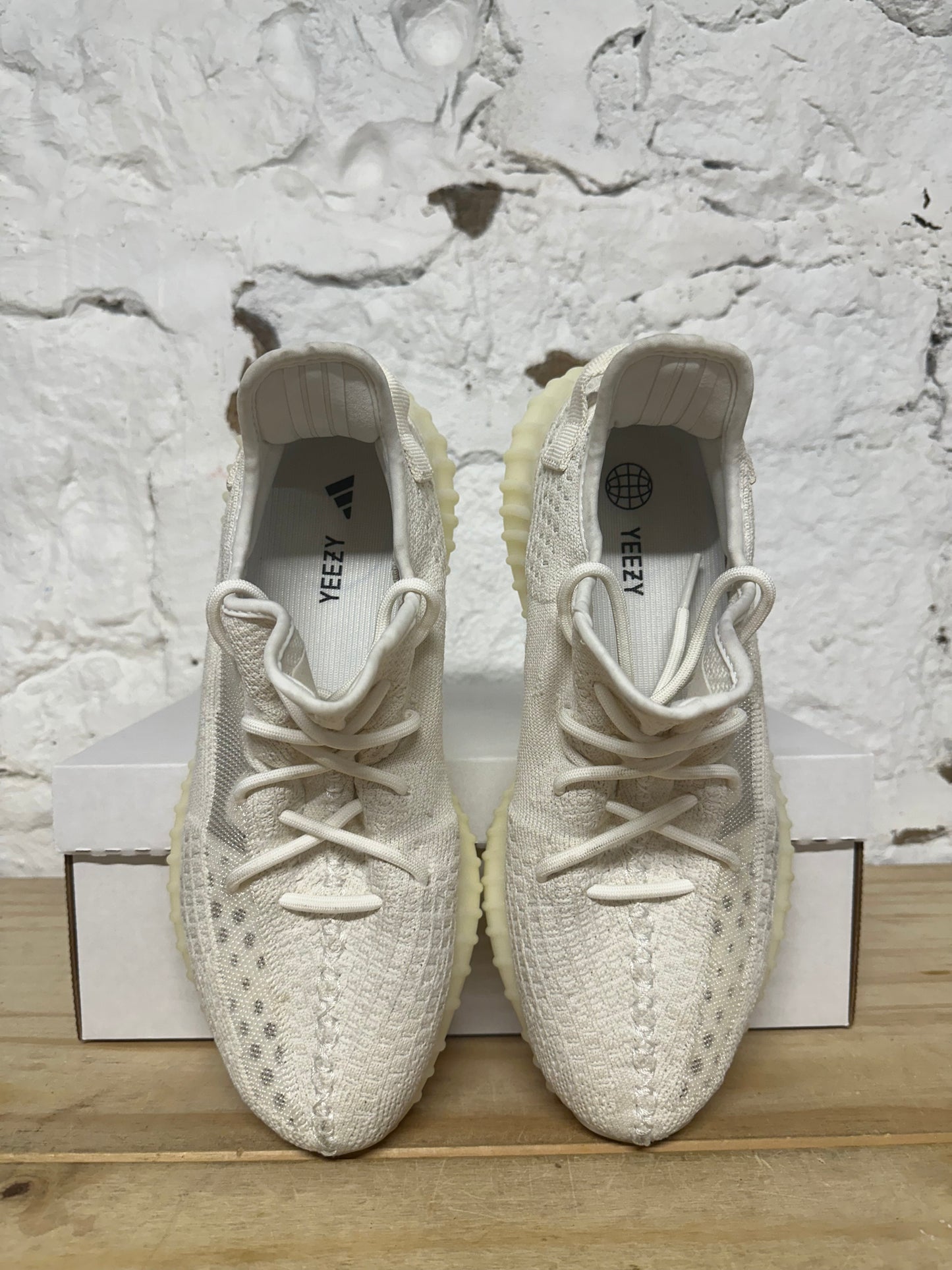 Yeezy 350 Bone Sz 10