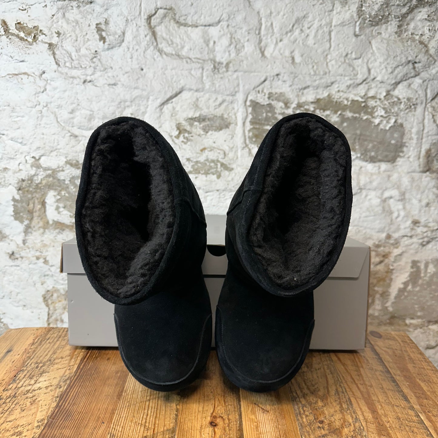 Balenciaga Alaska Fur High Suede Black Boot Sz 7 (40)