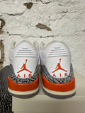 Air Jordan 3 Georgia Peach Sz 7 (8.5W)