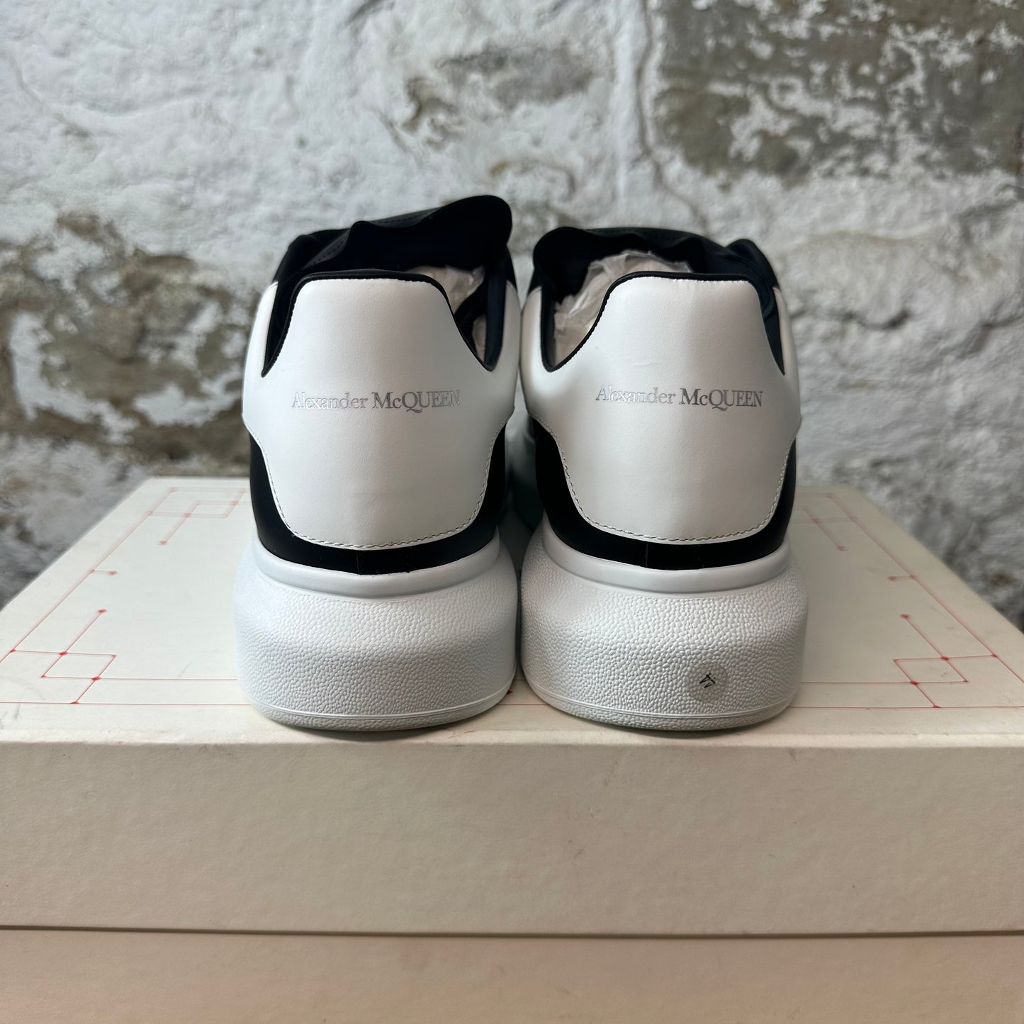 Alexander Mcqueen White Tab Black White Sneaker Sz 11 (44)