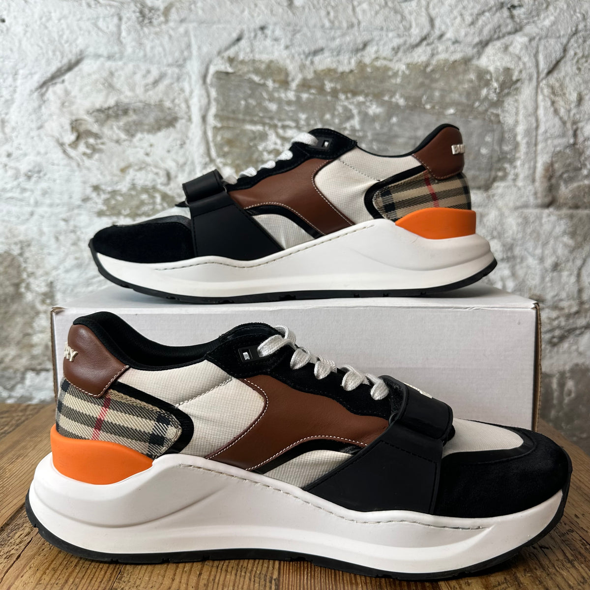 Burberry Regis Brown Black White Sneaker Sz 13 (46)
