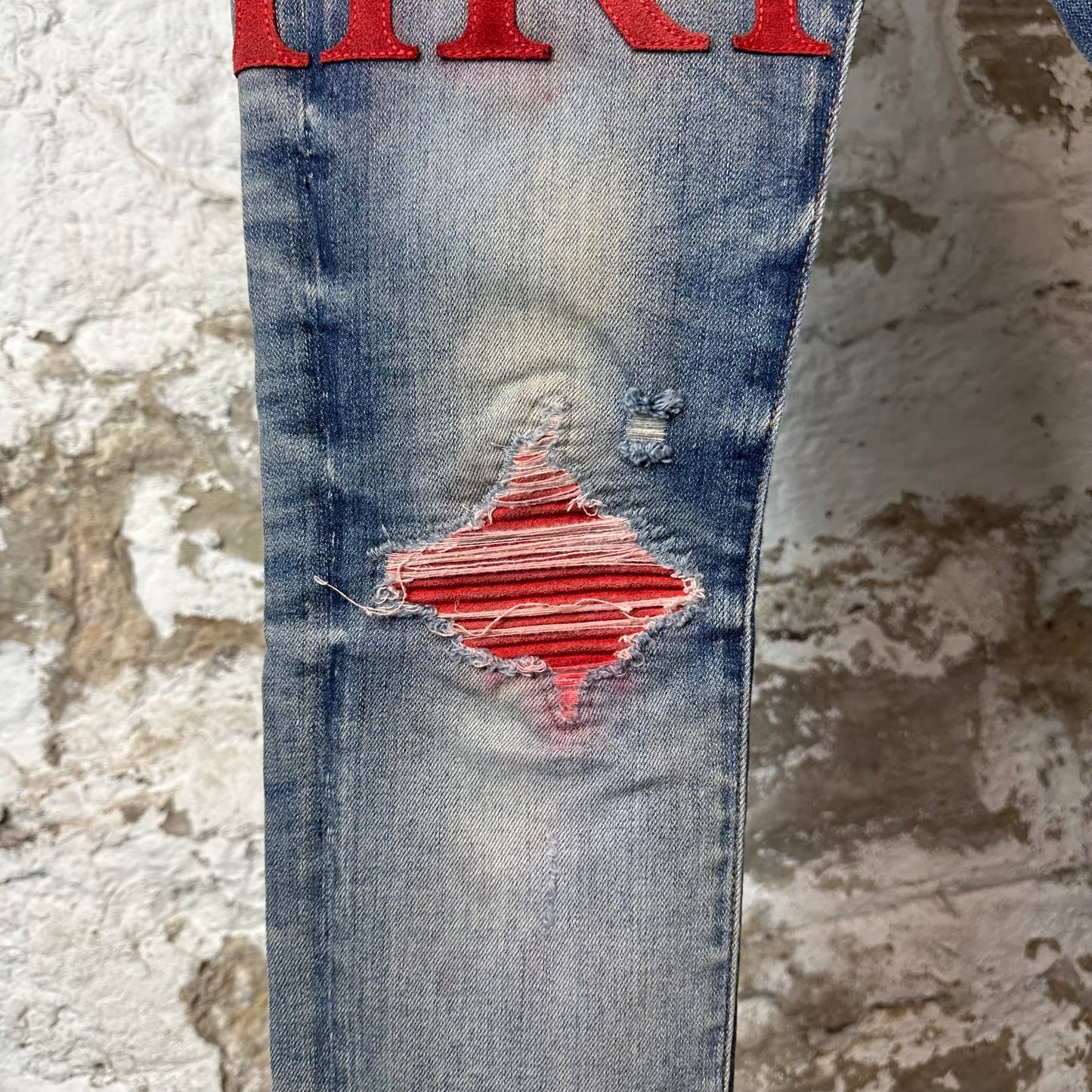 Amiri MX1 Red Suede Spell Blue Denim Jeans Sz 28