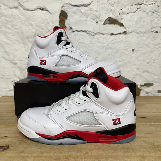 Air Jordan 5 Fire Red Black Tongue (2025) Sz 7Y
