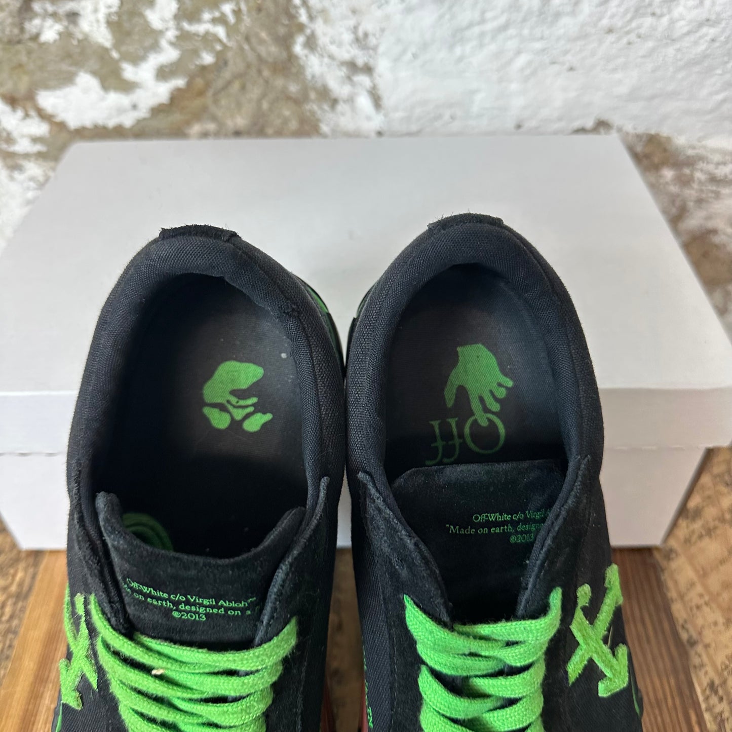 Off White Green Arrow Black Vulc Sneaker Sz 8 (41)