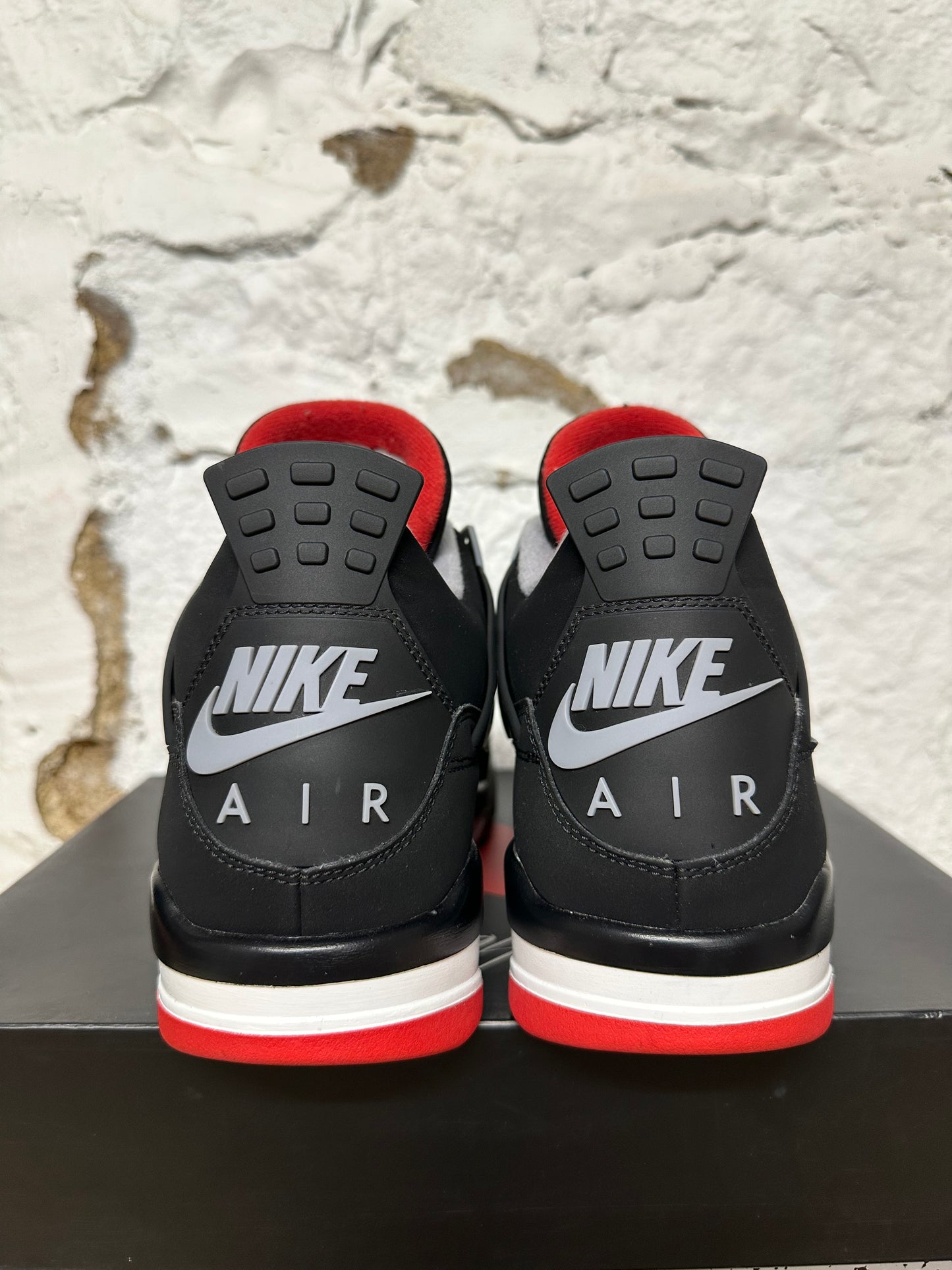 Air Jordan 4 Bred Sz 11
