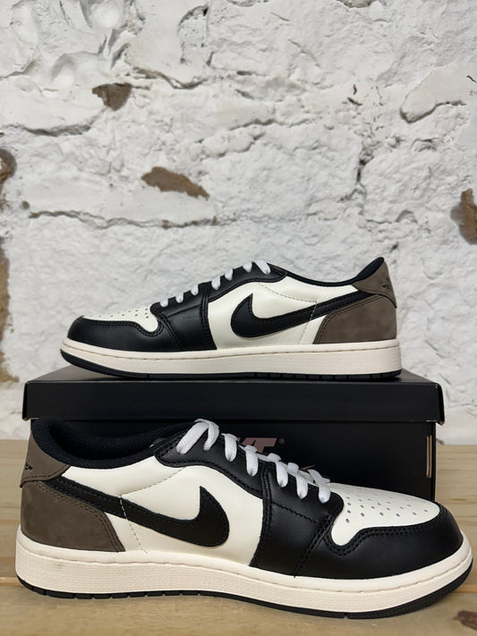 Air Jordan 1 Low Mocha Sz 9 DS