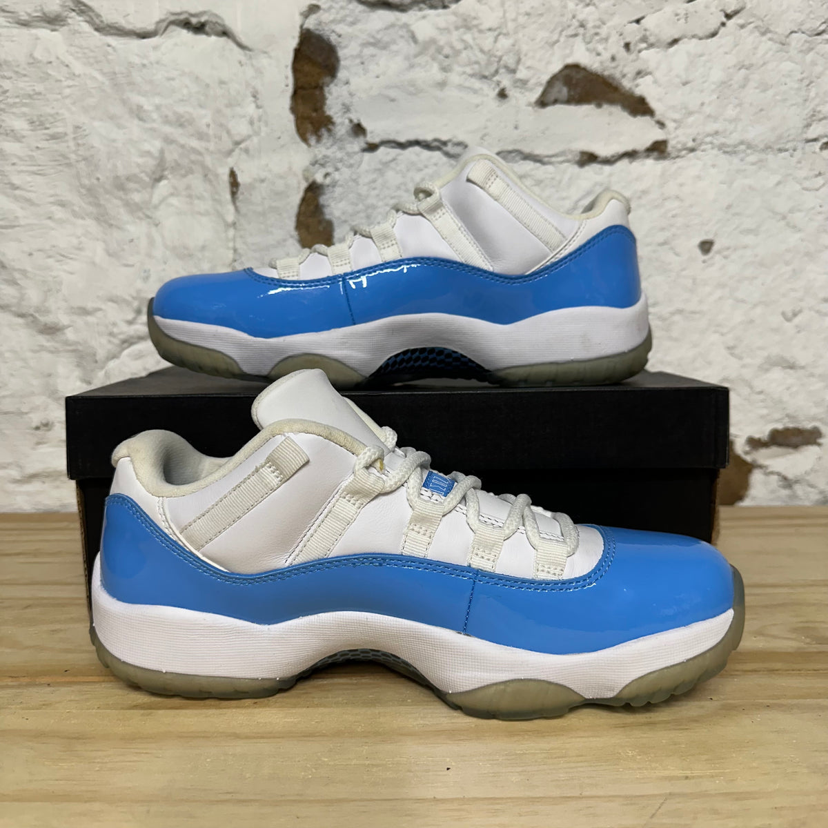 Air Jordan 11 Low University Blue (2017) Sz 9.5