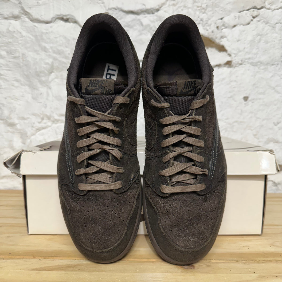 Air Jordan 1 Low Travis Scott Velvet Brown Sz 10