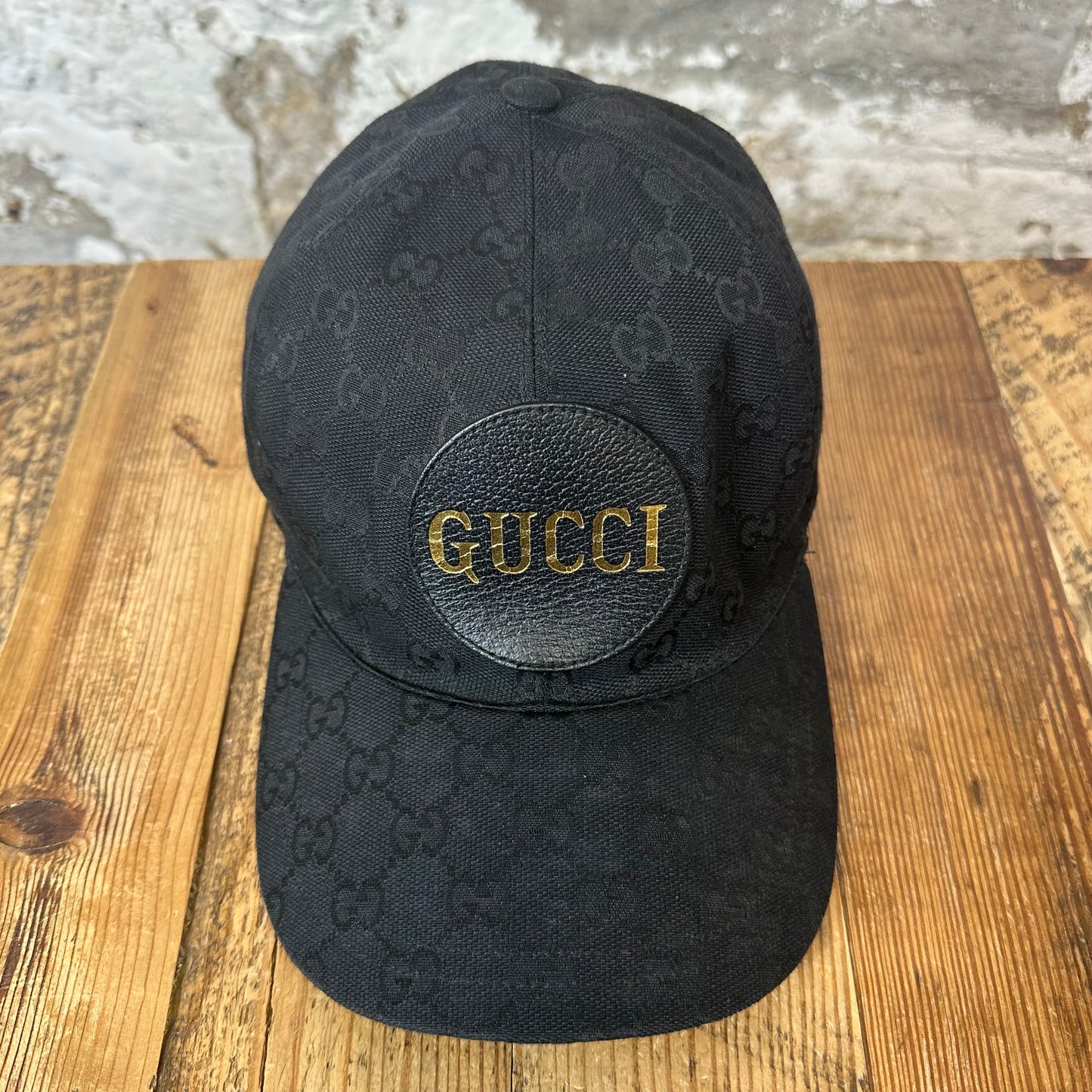 Gucci Circle Logo Black Monogram Hat Sz XL