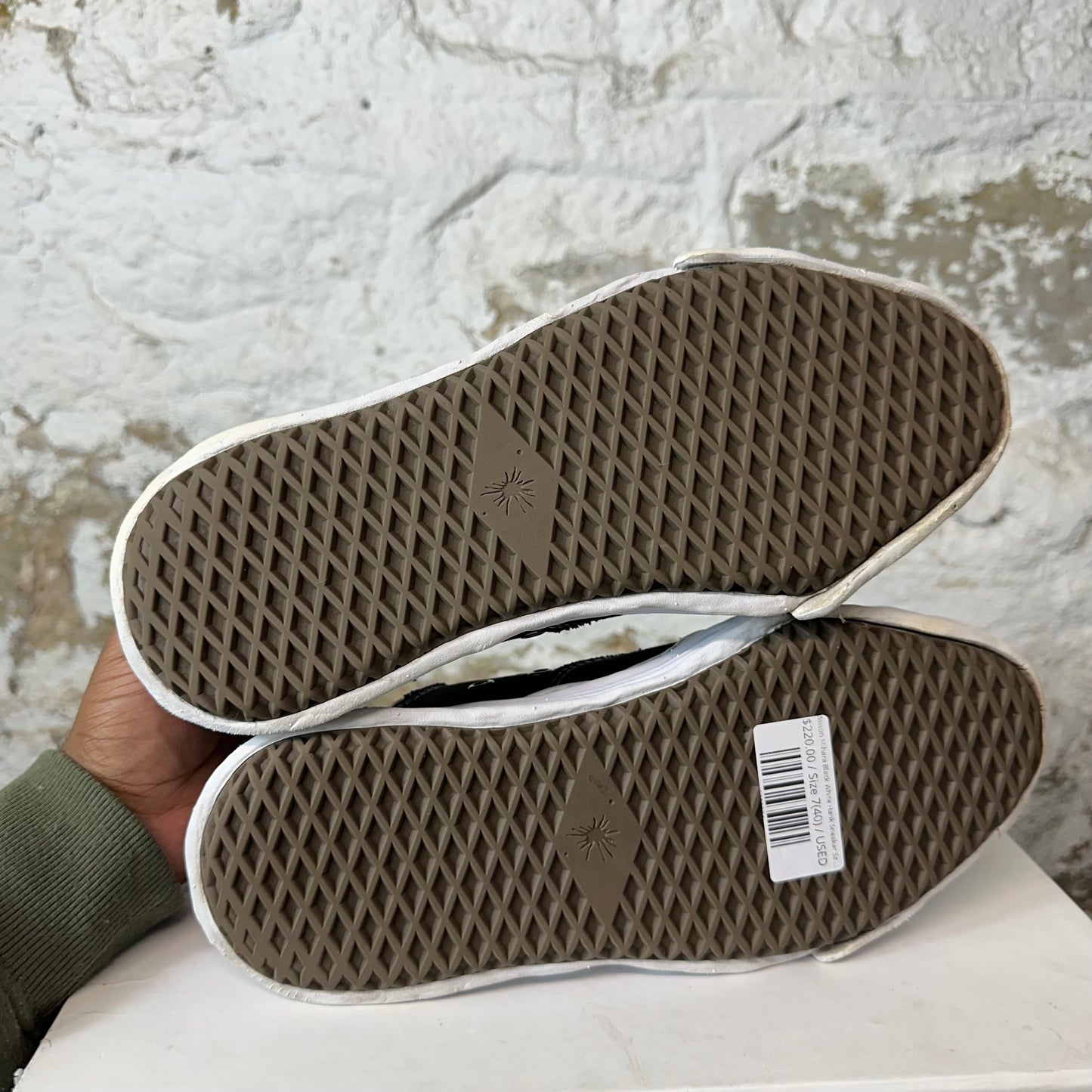 Maison Mihara Black White Hank Sneaker Sz 7 (40)