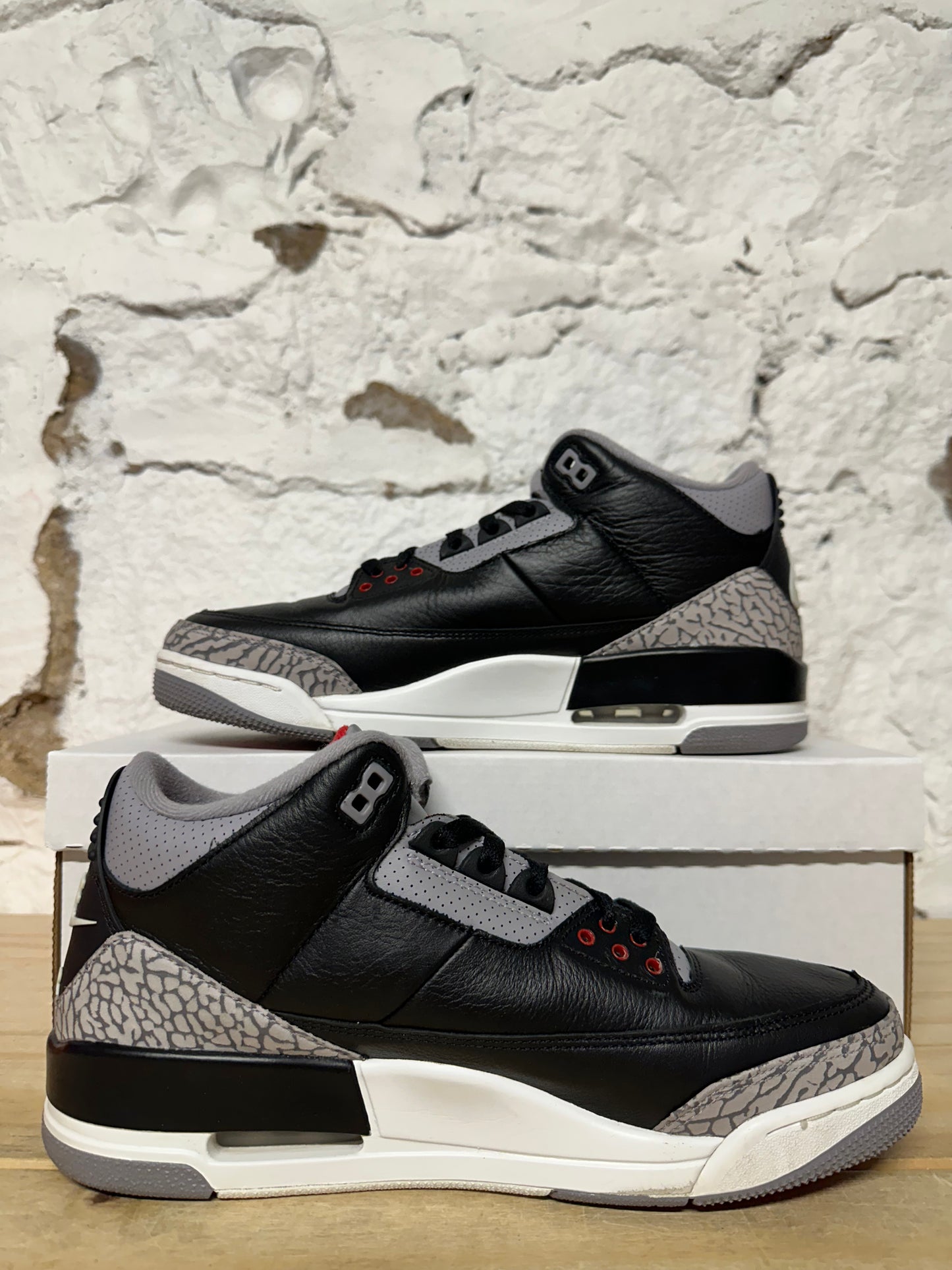 Air Jordan 3 Black Cement Sz 9