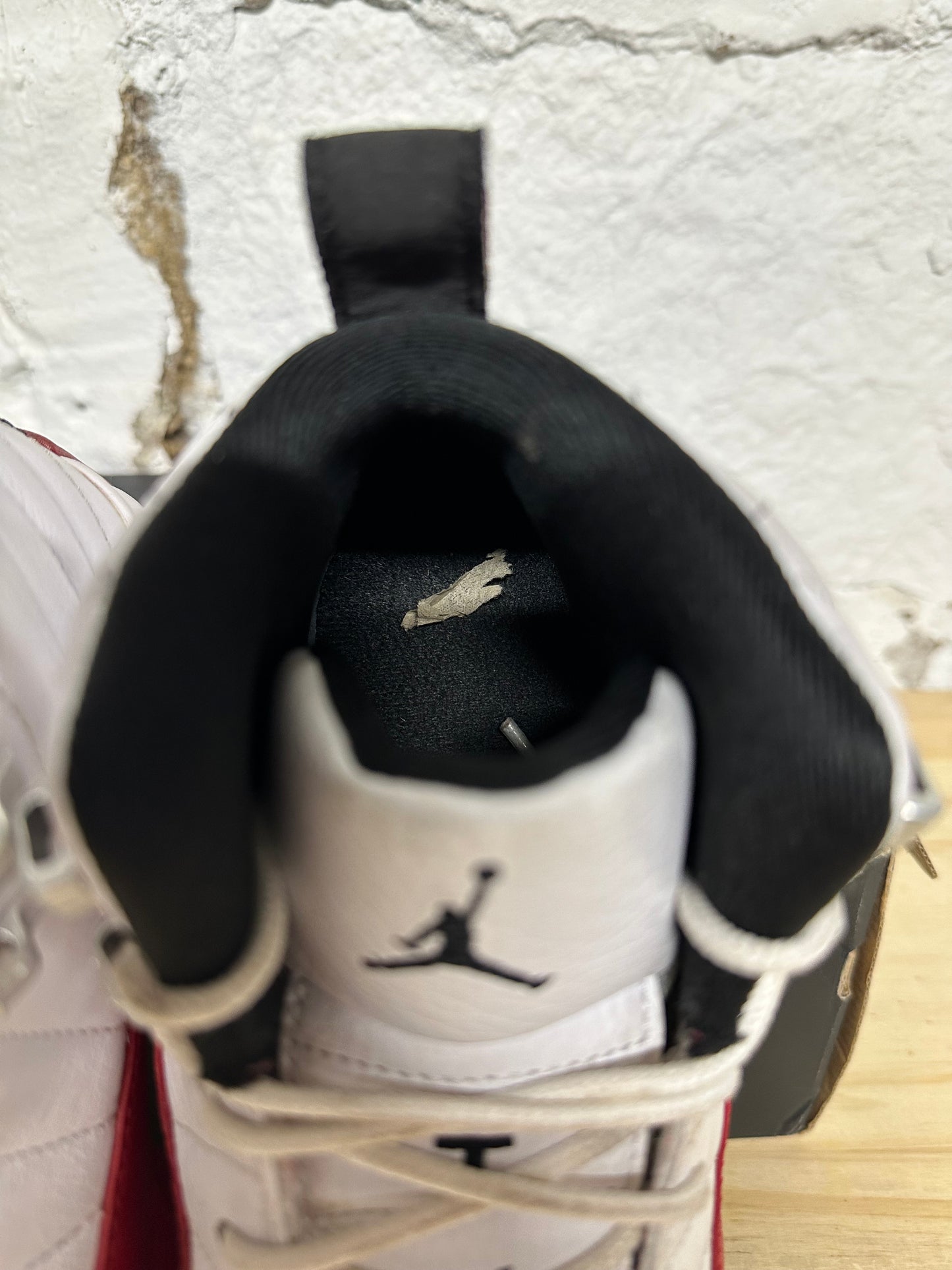 Air Jordan 12 Cherry Sz 5.5Y