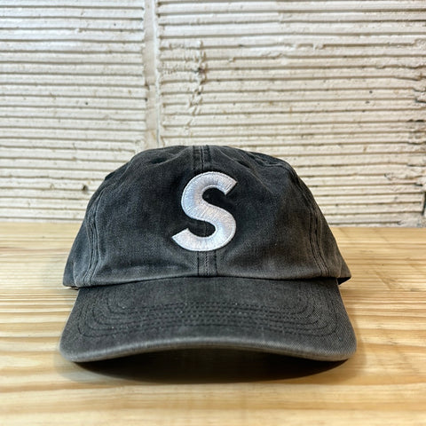 Supreme Pigment Print S Logo 6-Panel Black Hat