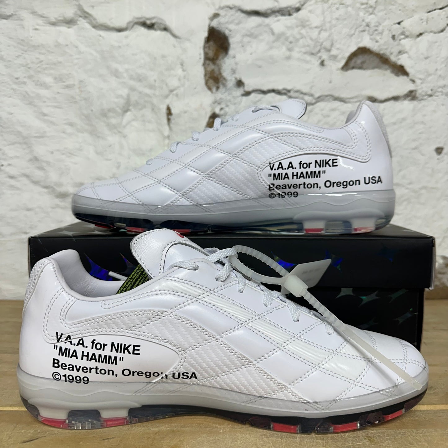 Nike Cryoshot Zoom M9 Off-White Sz 10.5 DS