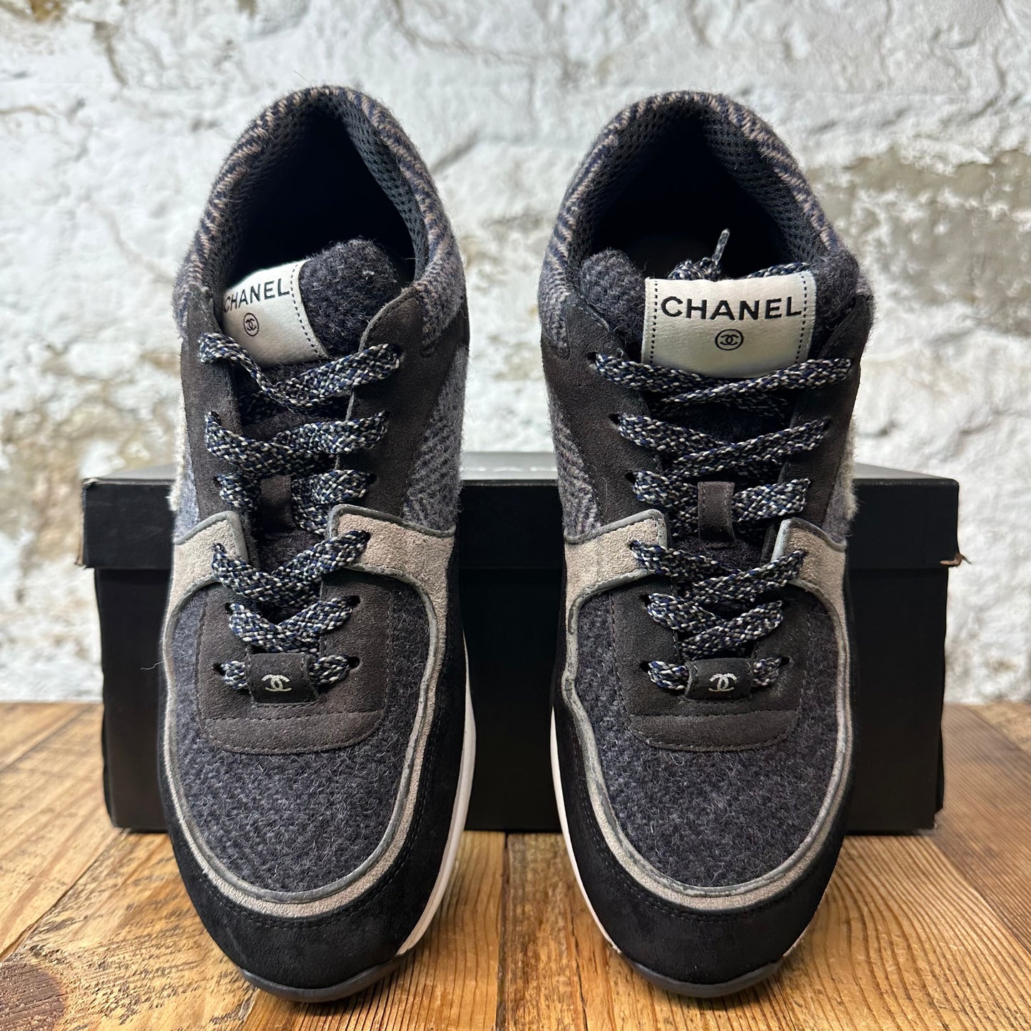 Chanel CC Black Grey Tweed Sneaker Sz 8.5 (41.5)