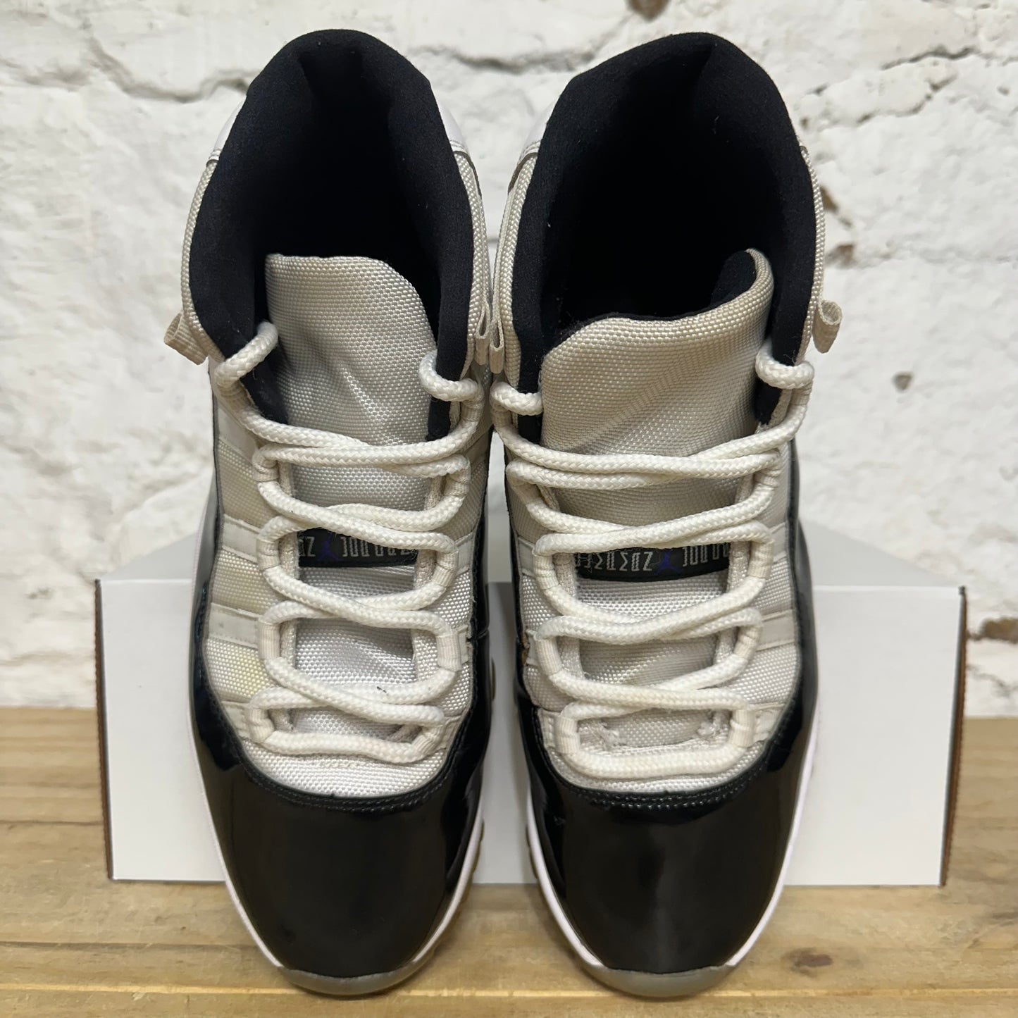 Air Jordan 11 High Concord Sz 11