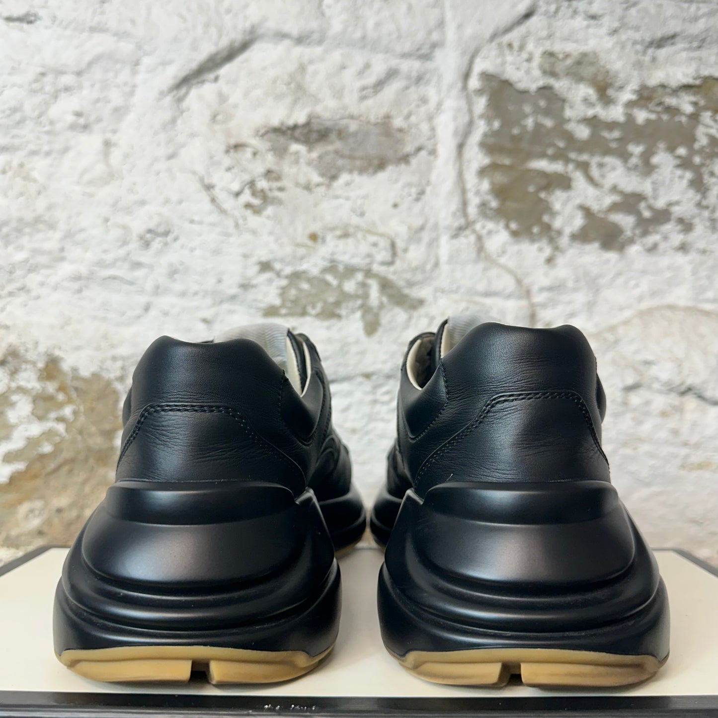 Gucci Rython Iridescent Logo Black Sneaker Sz 6.5 (39.5)