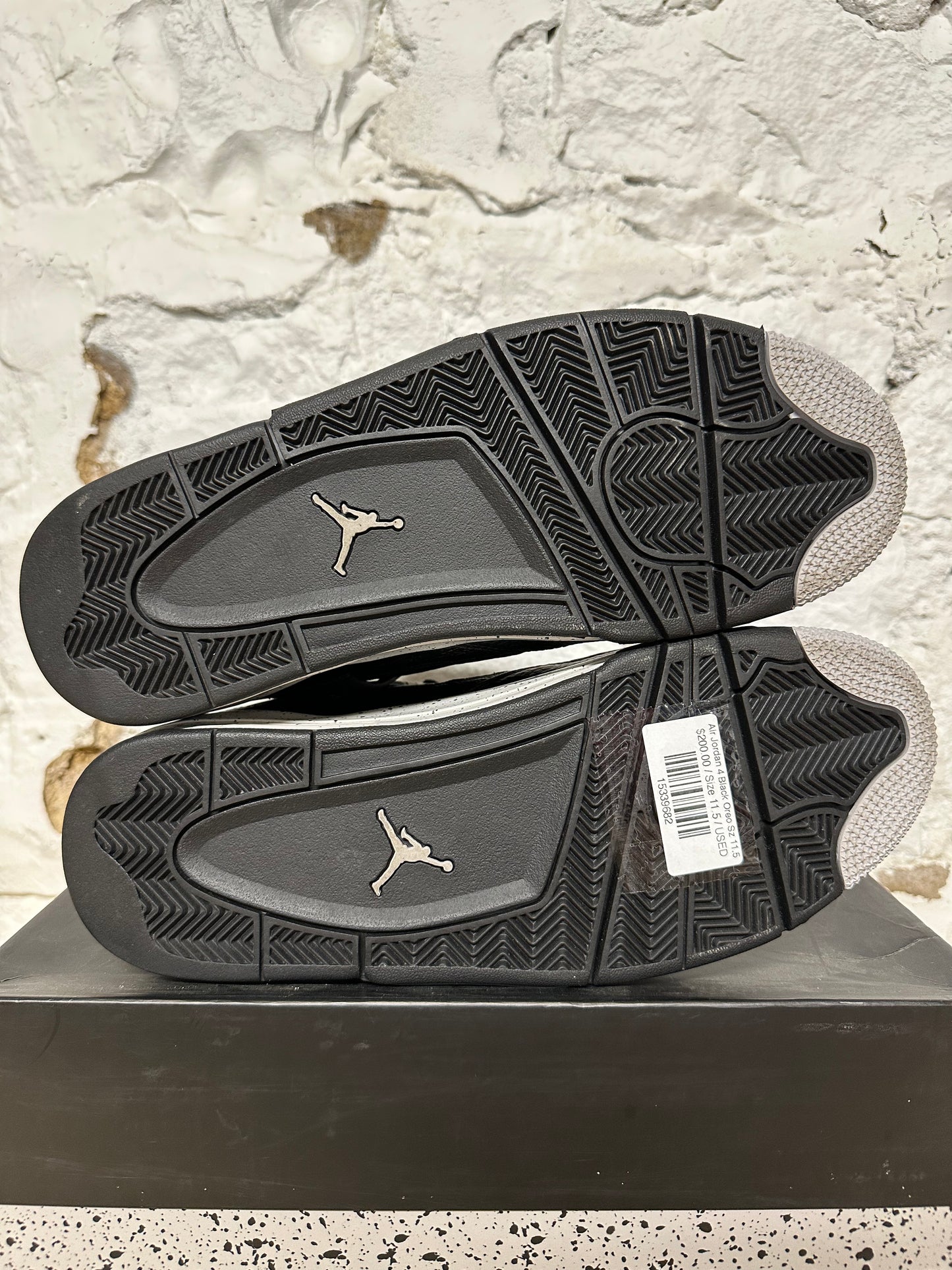 Air Jordan 4 Black Oreo Sz 11.5