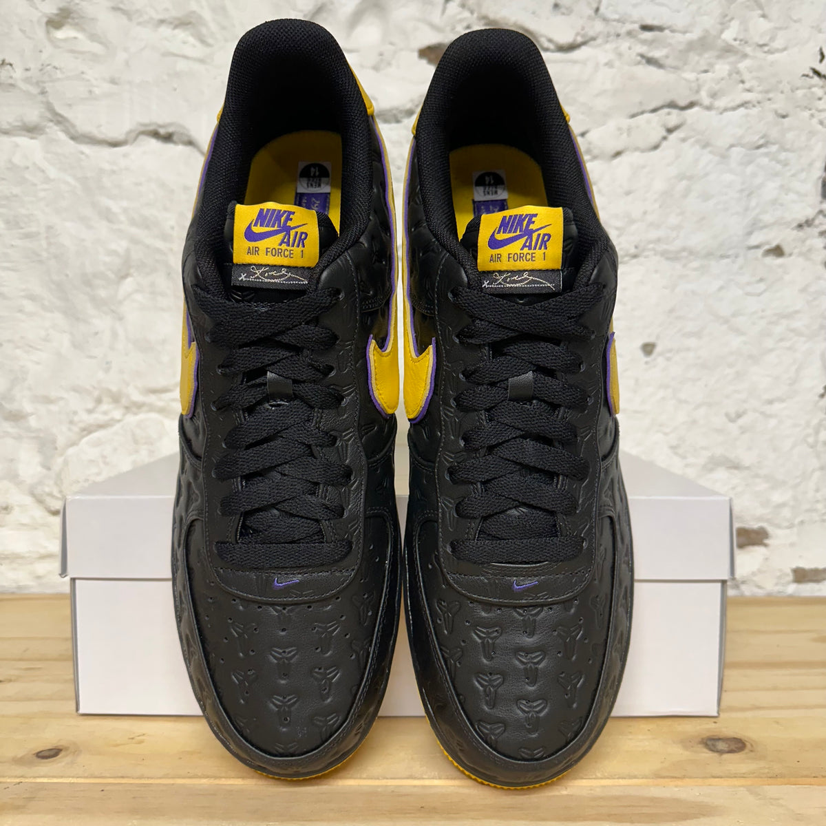 Nike Air Force 1 Low Kobe Bryant Lakers Away (Numbered Editon)  Sz 14 DS