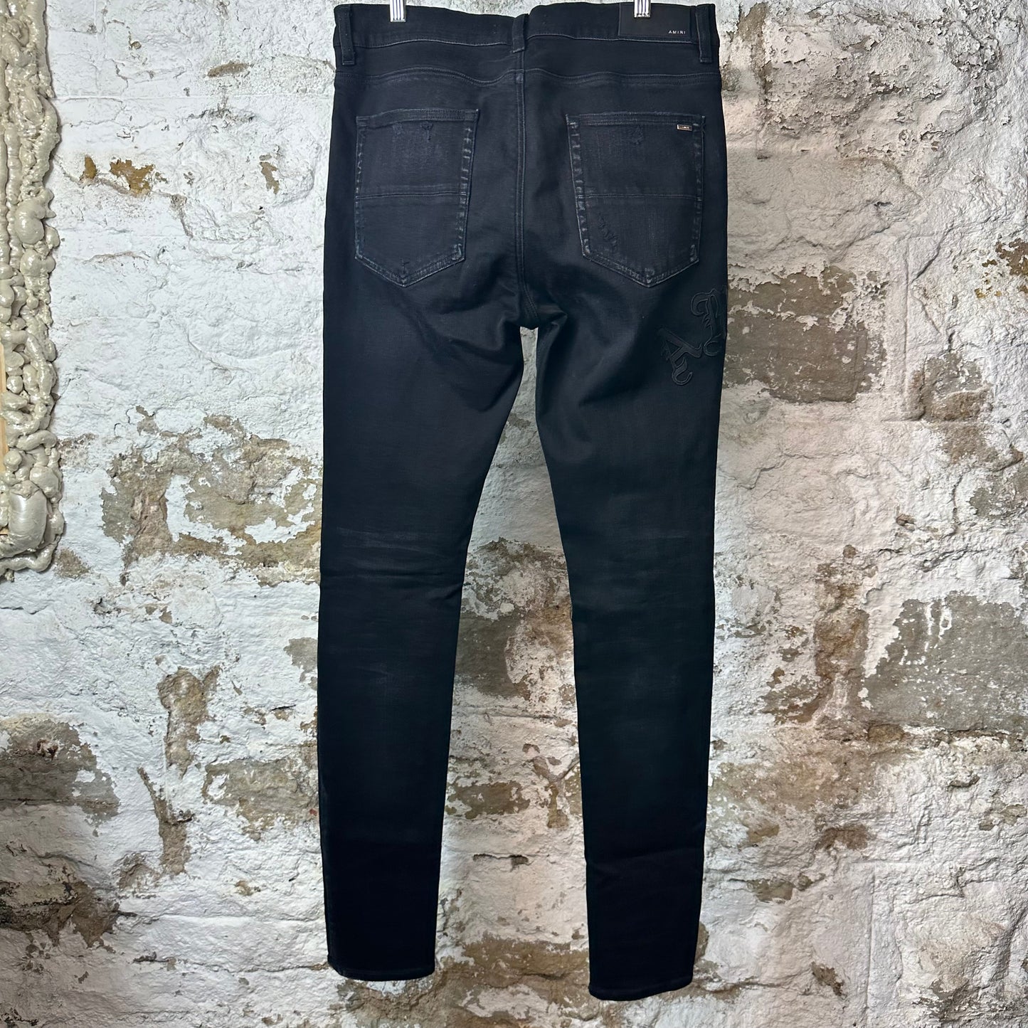 Amiri Old English Spell Black Denim Jeans Sz 34