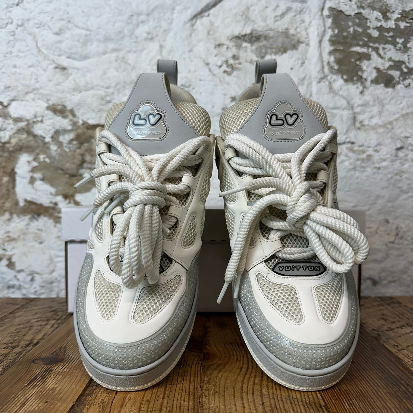 Louis Vuitton Gray White Skate Sneaker Sz 10.5 (9LV)