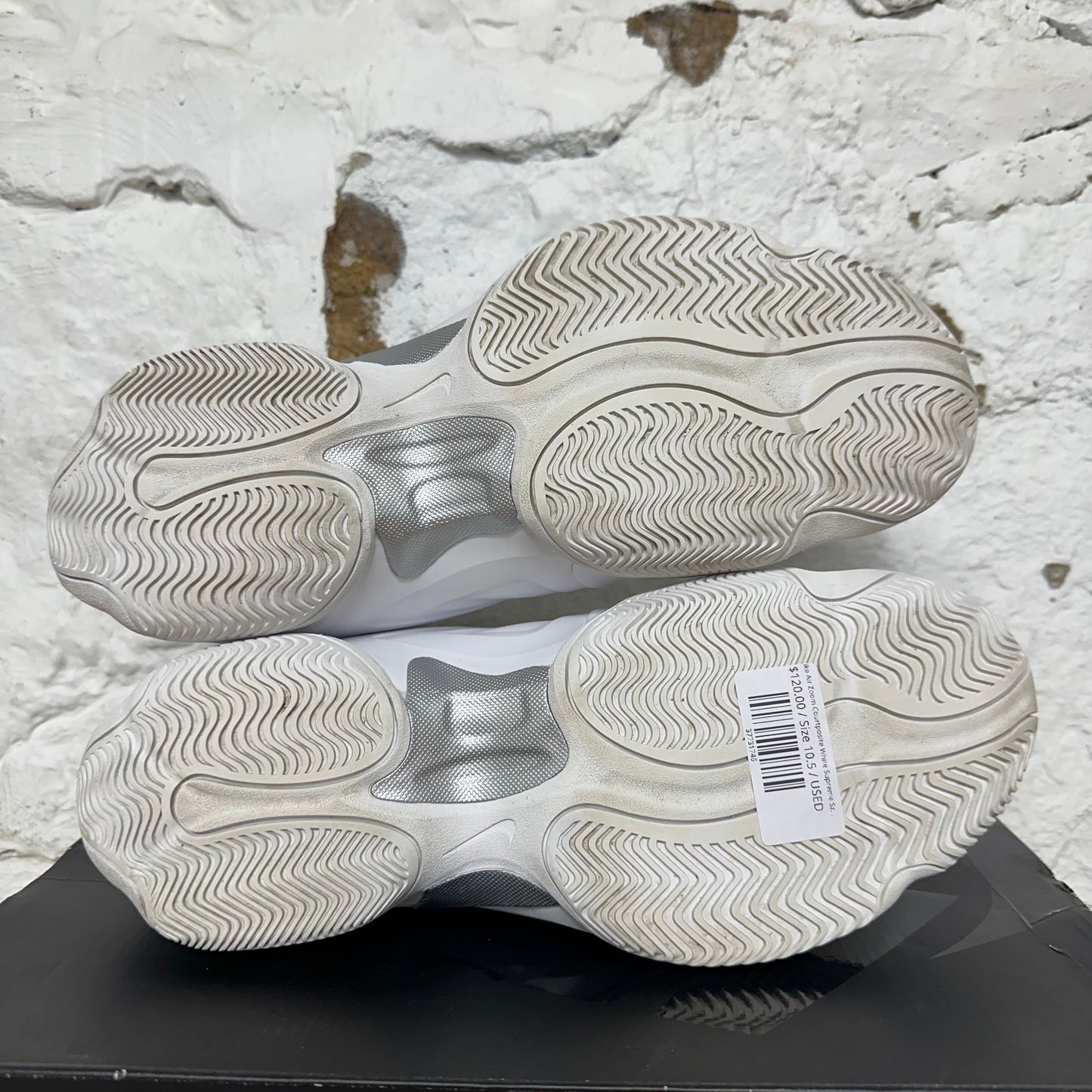 Nike Air Zoom Courtposite White Supreme Sz 10.5