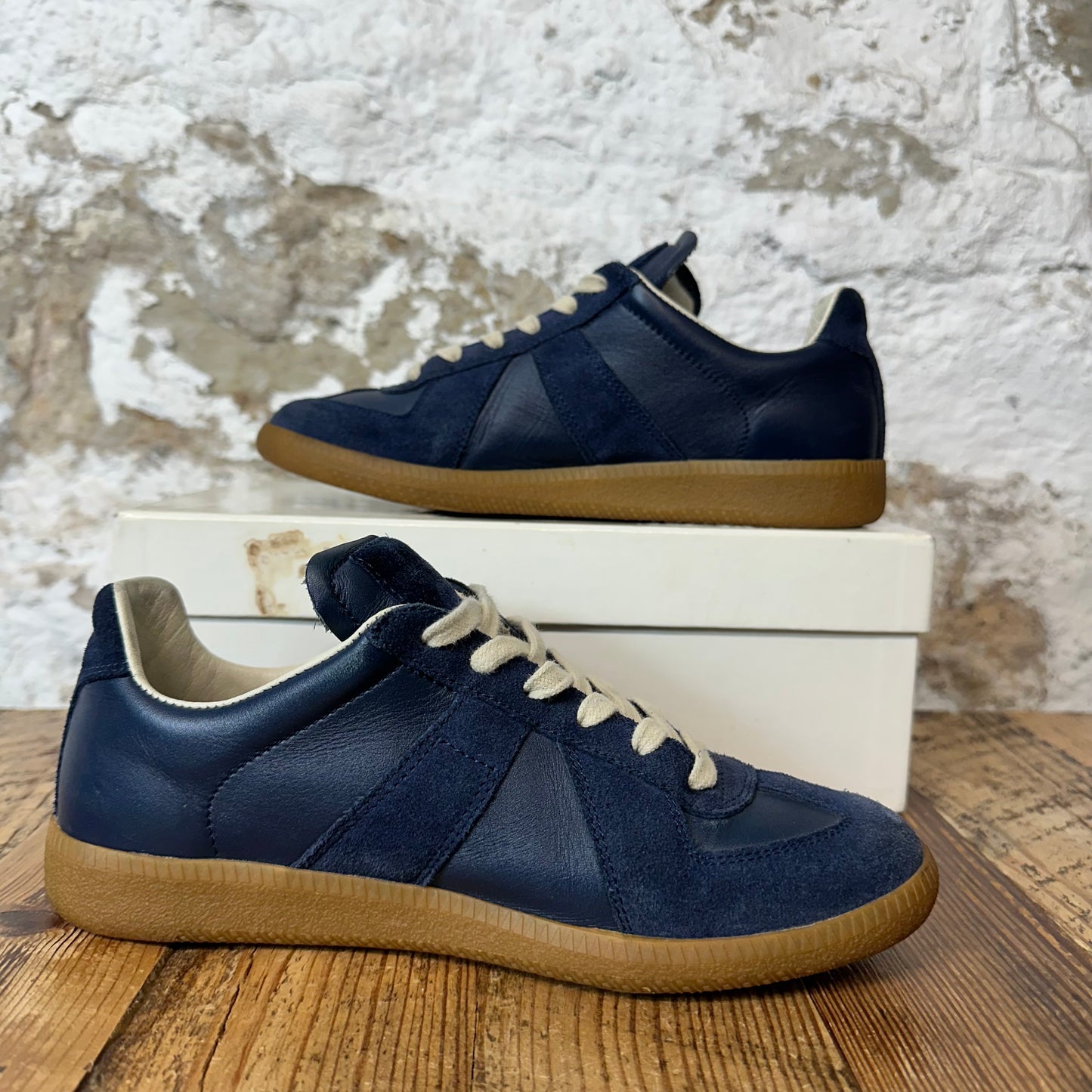 Maison Margiela Replica Navy Sneaker Sz 5 (37)