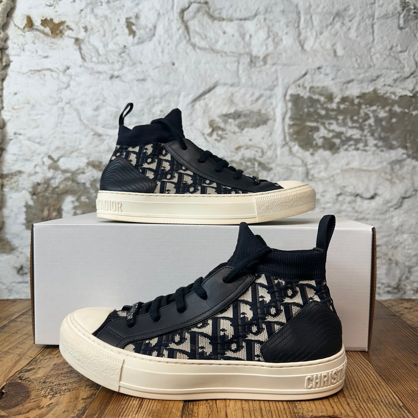 Dior Walk N Dior Navy Oblique White Sneaker Sz 5 (37)